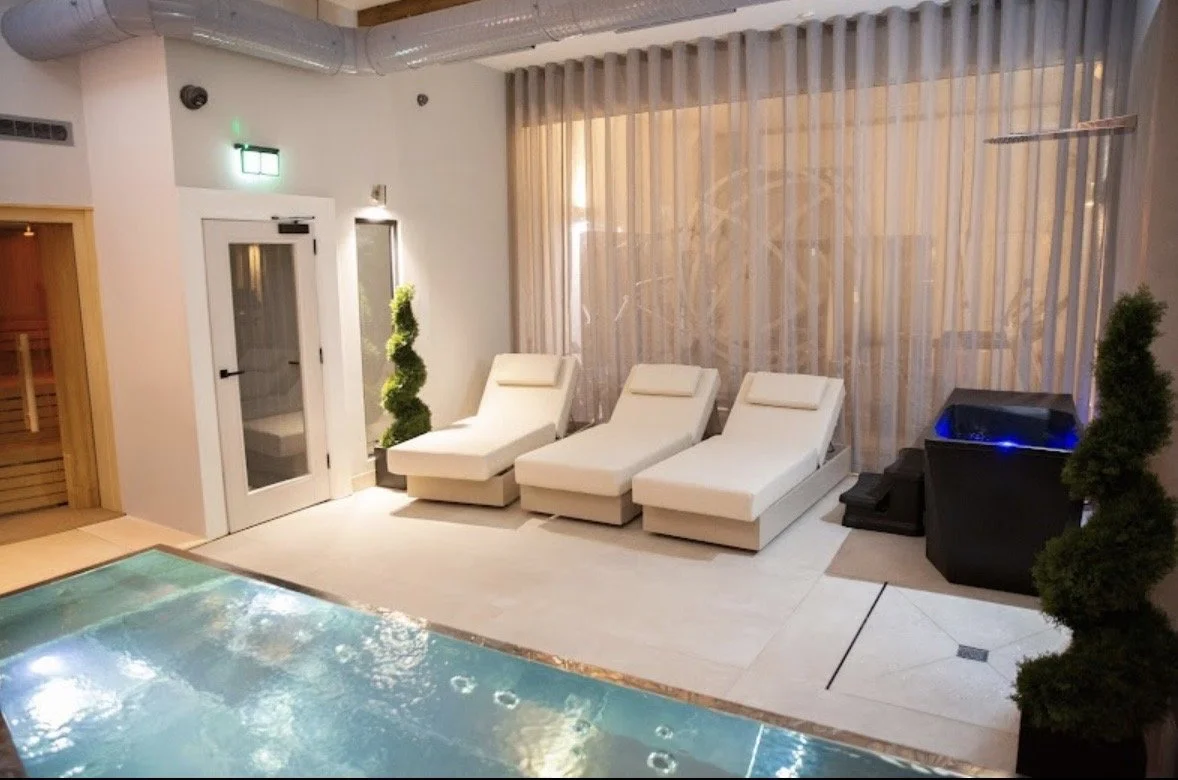 Treatment room at CINQ spa
