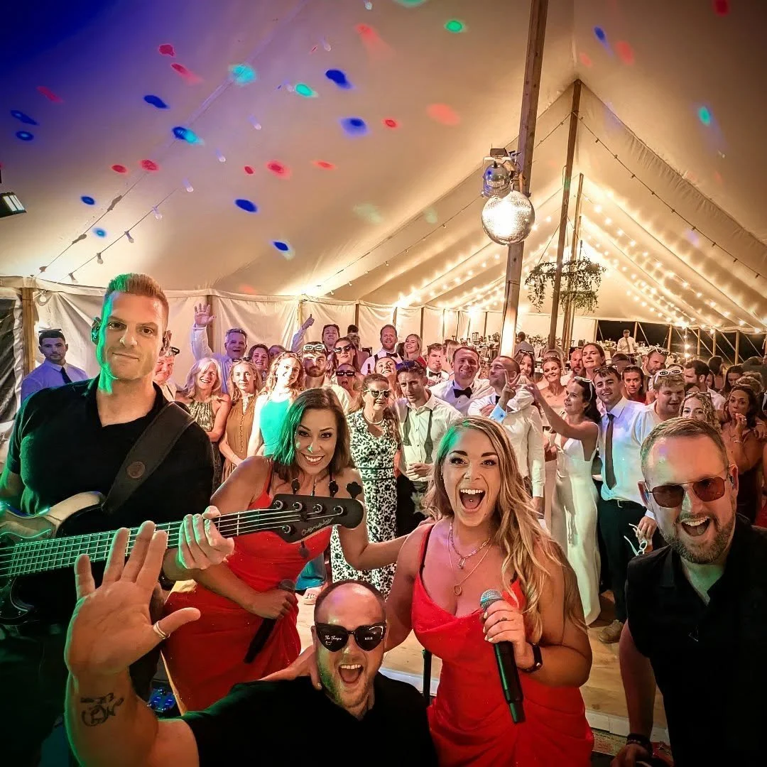 What an absolute corker of a wedding party, for the adorable dreamboats @kbarrow97 and @maxcarterthorpe. 

Katie and Max had seen us play at their friend's wedding 2 years ago when they were just beginning to get their wedding plans together and had 