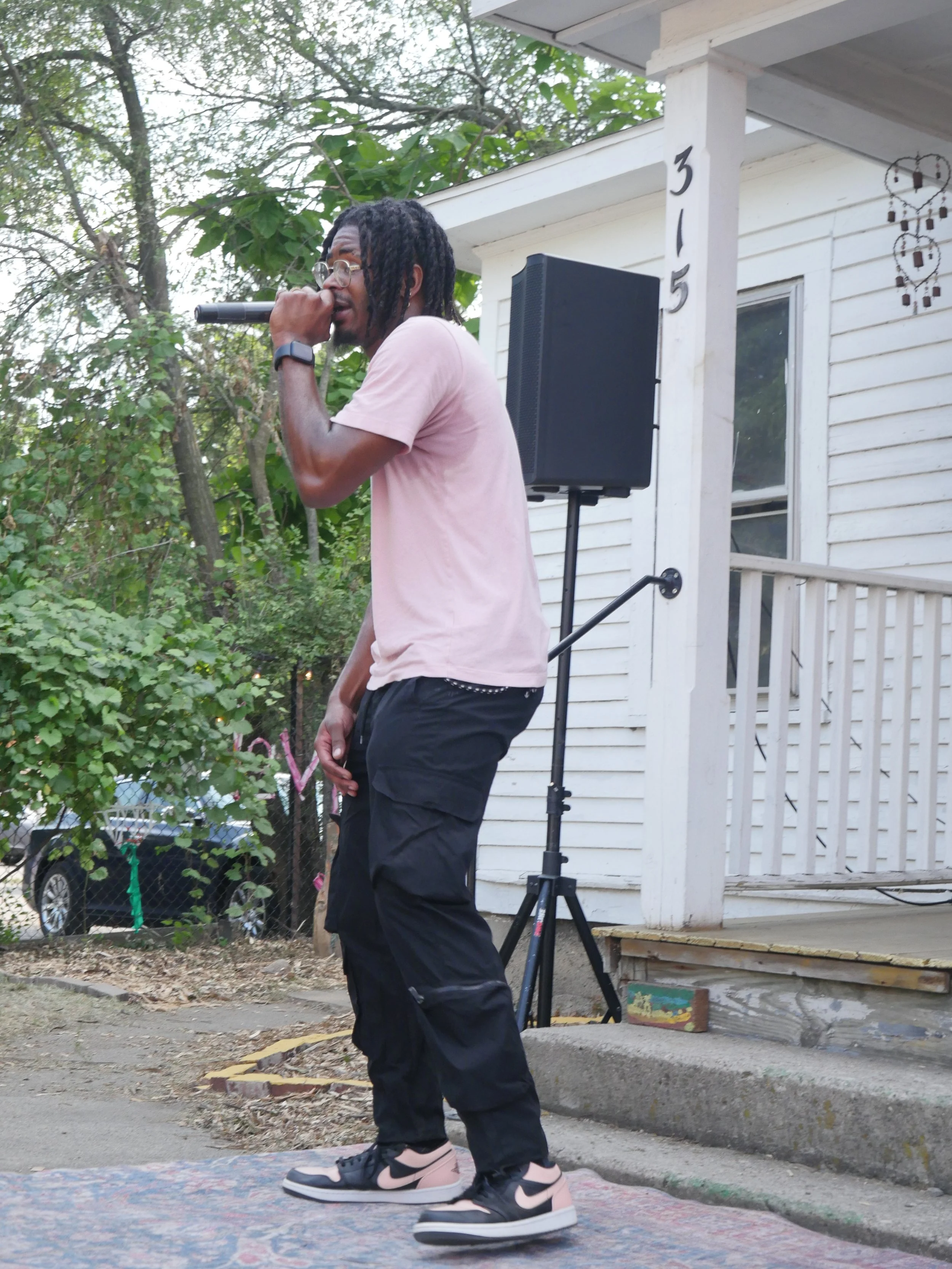 LoveStandJuly25_58.JPG