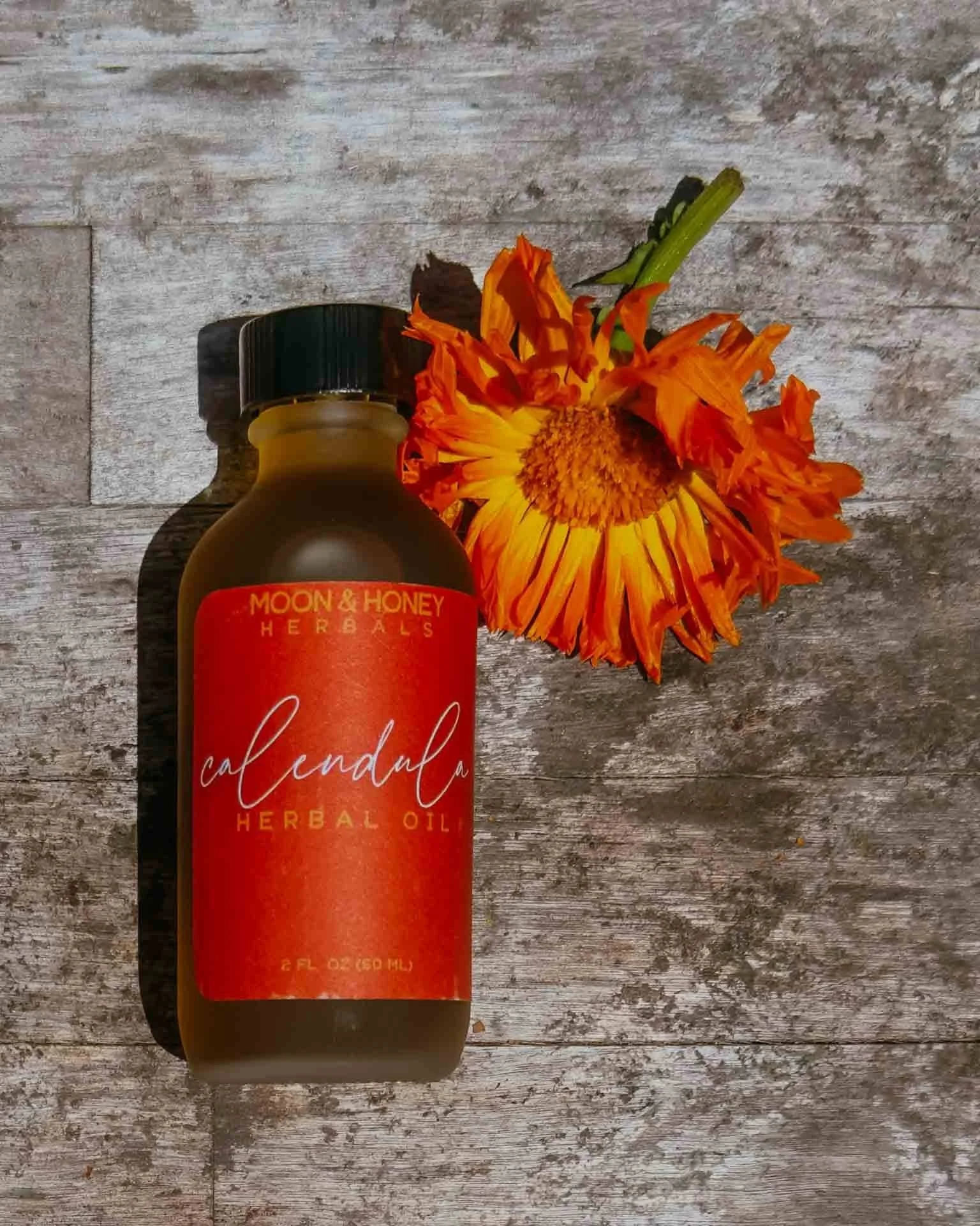 Calendula Botanical Body Oil Moon and Honey.jpg