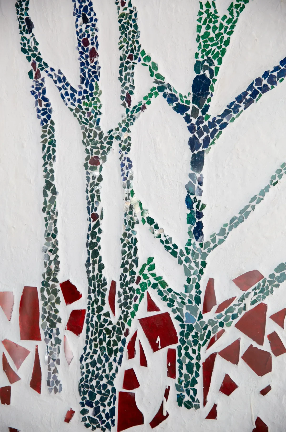  Forest Fragment   70 × 90 cm
Salvaged Ceramic & Glass