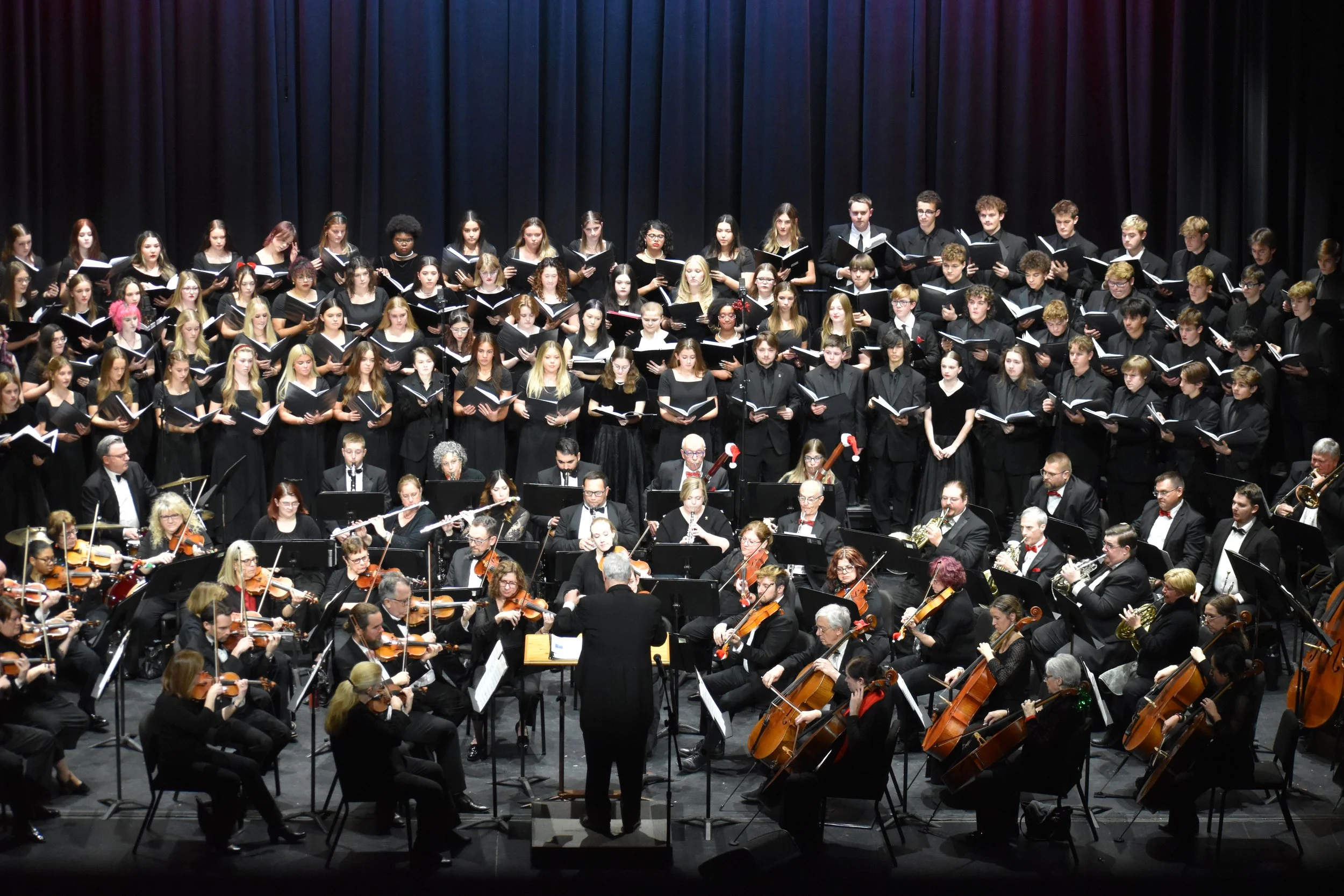 christmas_orchestra_and_choir_2.JPG