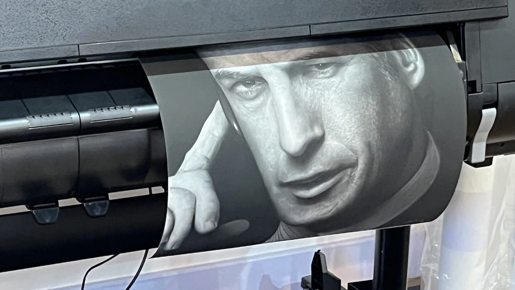 Artist gets DNA stamp of approval