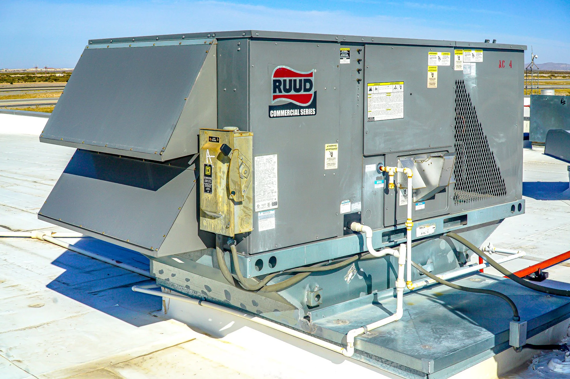 Air & Water Machines_B2tx-3.jpg