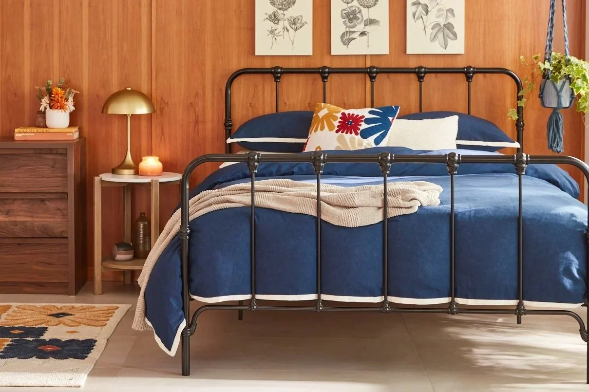 2845366-Brands-Bedroom-HOME-ENV_0061+HERO+2+3+UP.jpg