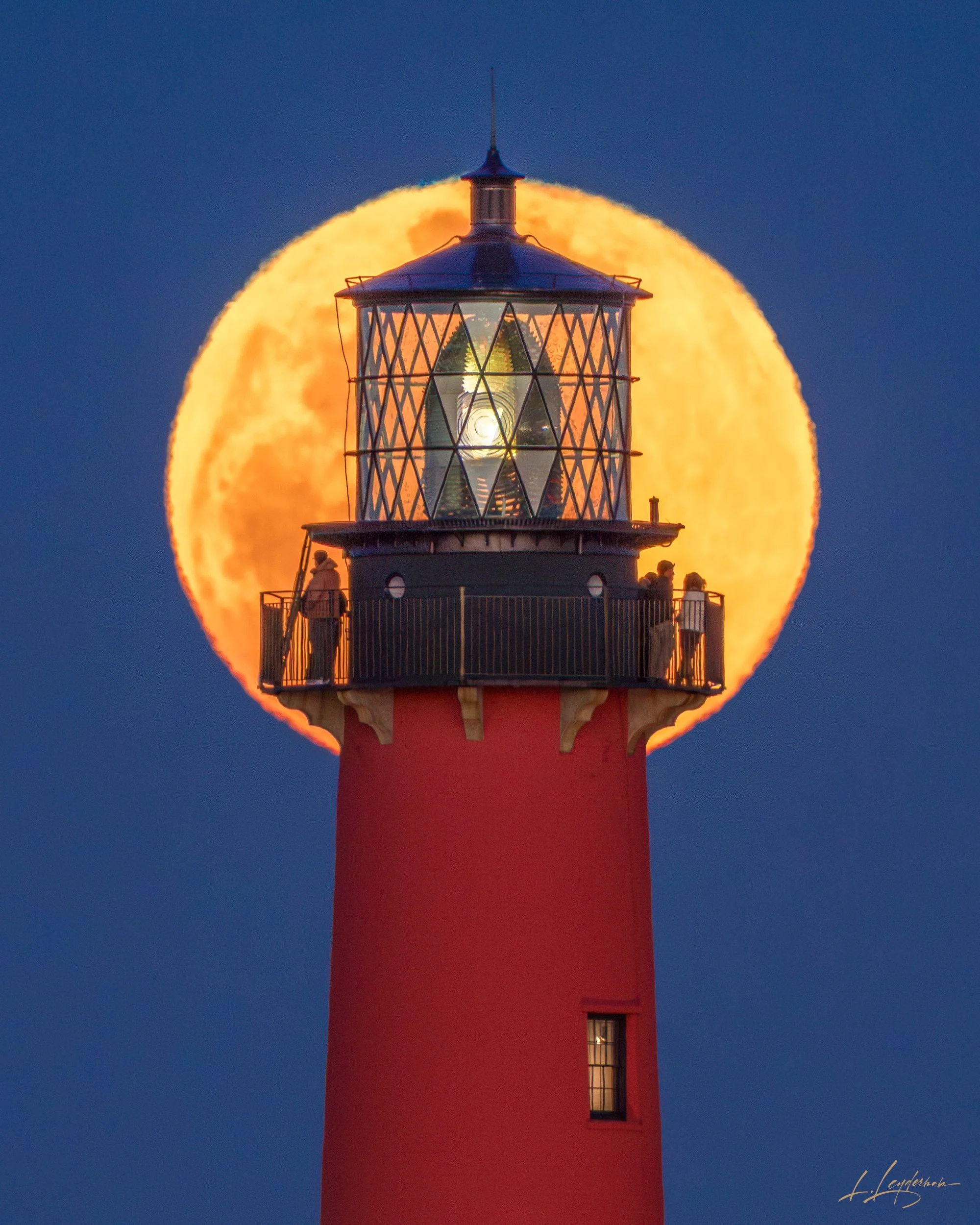 Moon Rise Tour