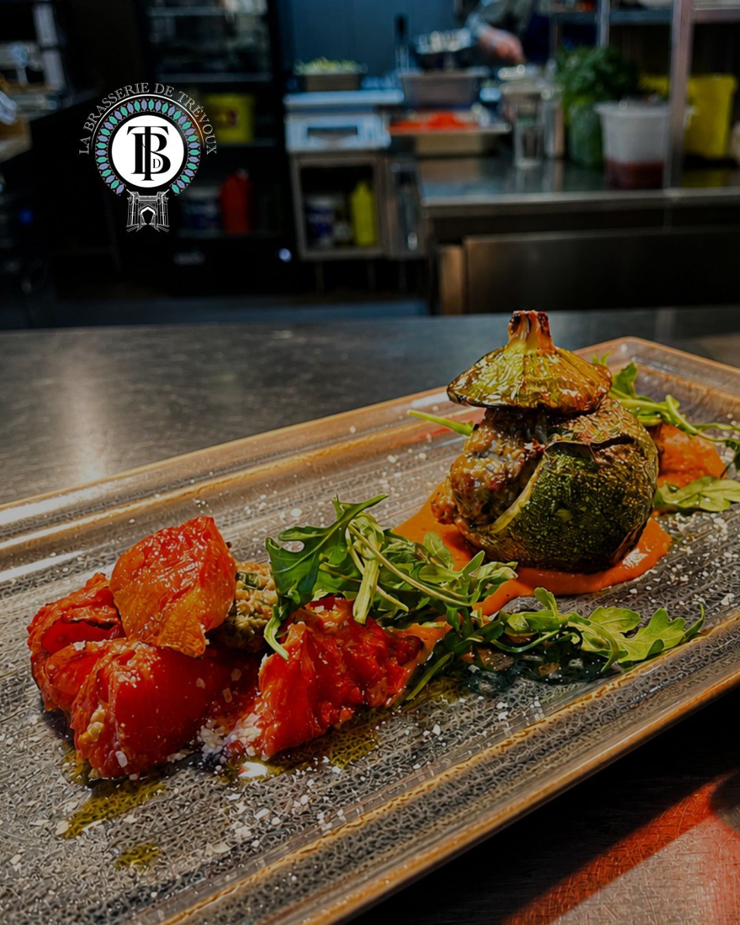 Un repas frais et l&eacute;ger, parfait pour l'&eacute;t&eacute; ☀️🥗 Nos plats sont pens&eacute;s pour vous rafra&icirc;chir sans jamais faire de compromis sur le go&ucirc;t. Envie d'un d&eacute;jeuner qui a du sens cet &eacute;t&eacute; ? On vous a