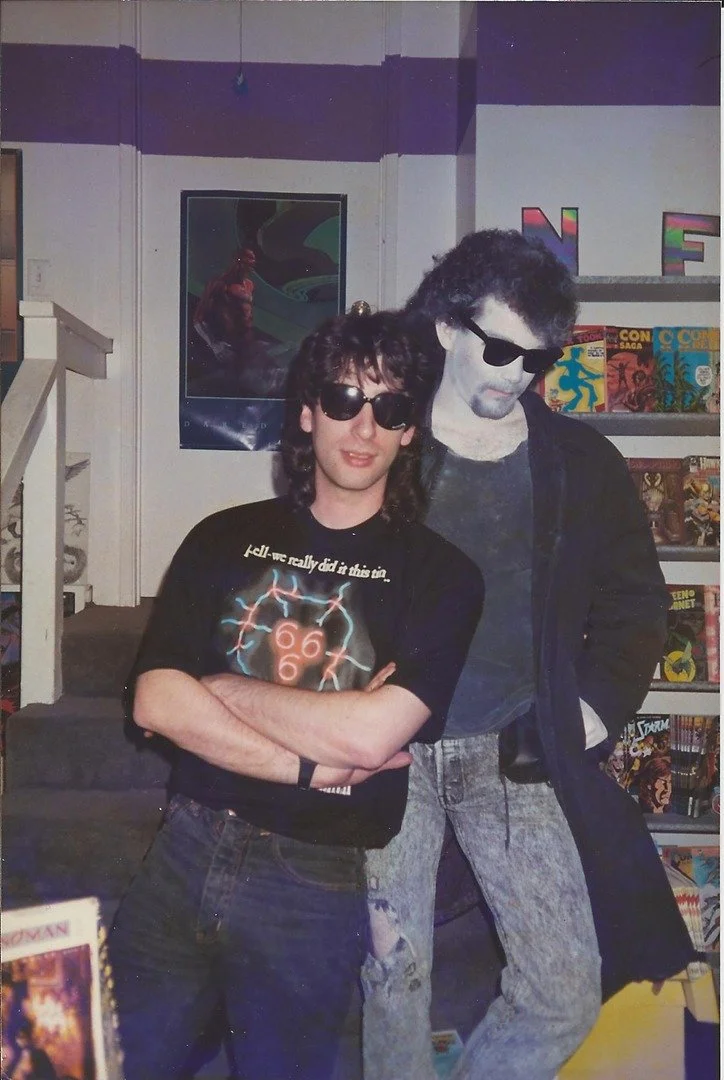 Neil Gaiman (r), Tom Vernale (l) as Dream.jpg