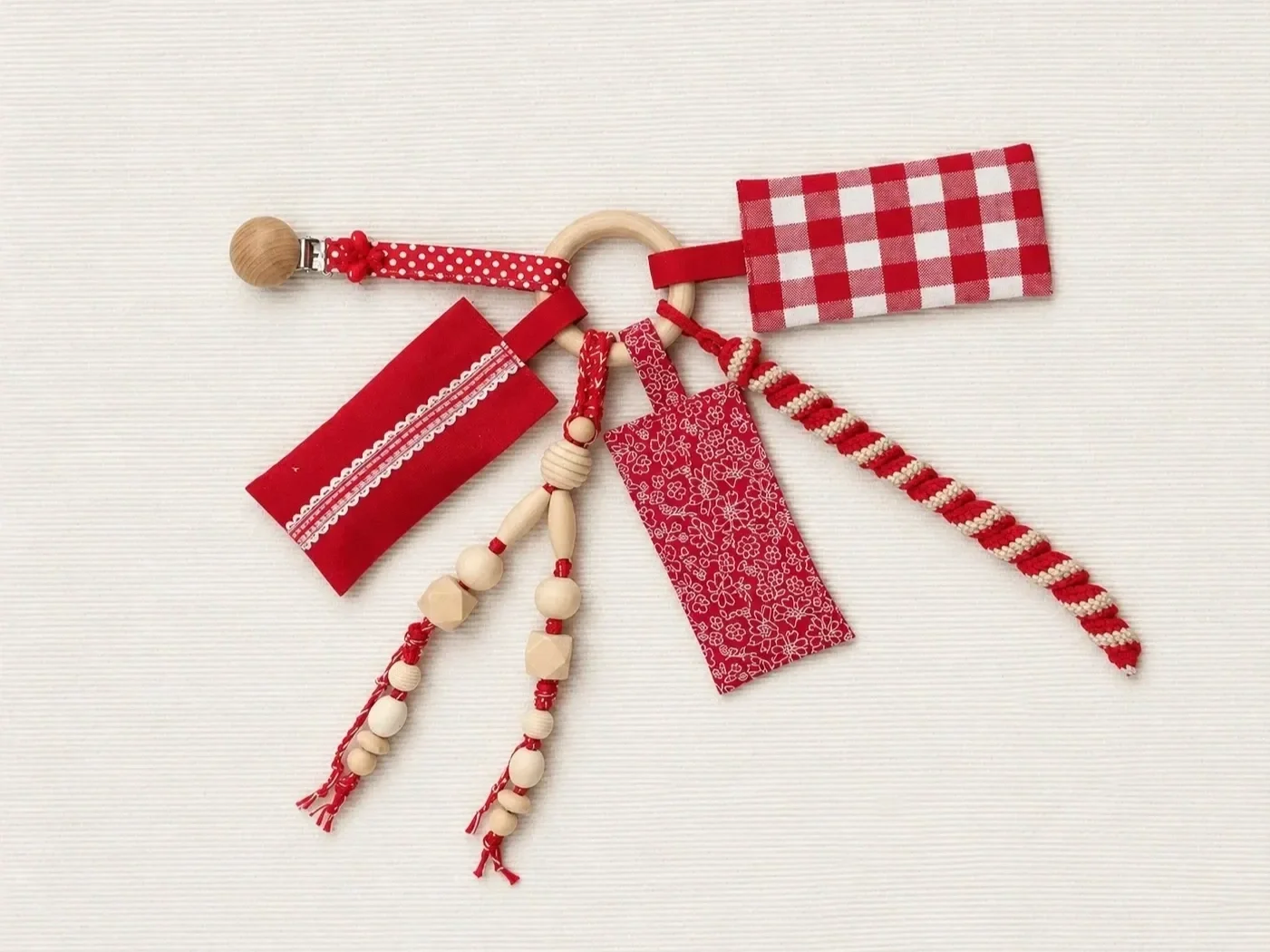 atelier-maruska-sensorikring-nestelring-rot.webp