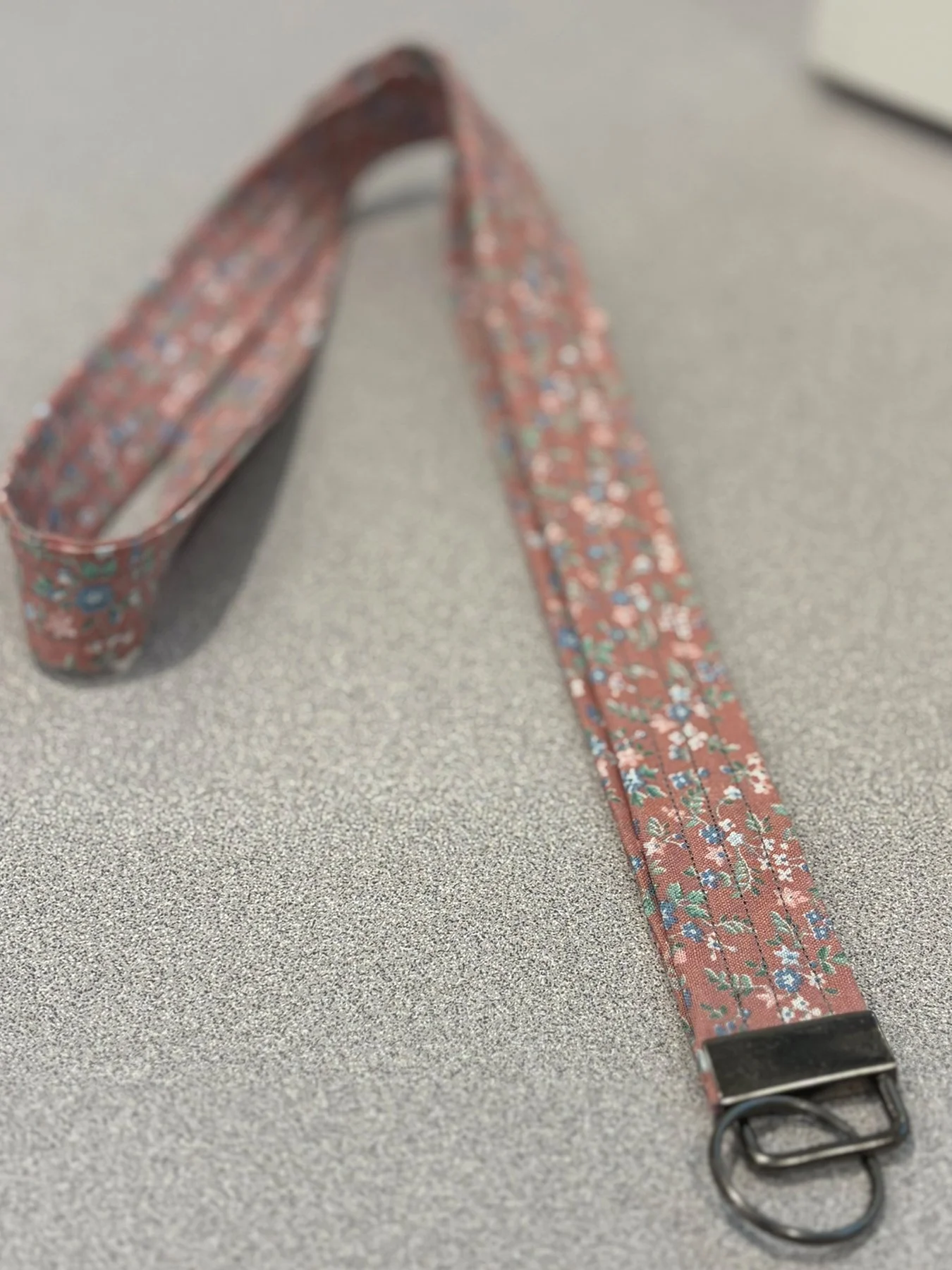 lanyard-pic2.jpg