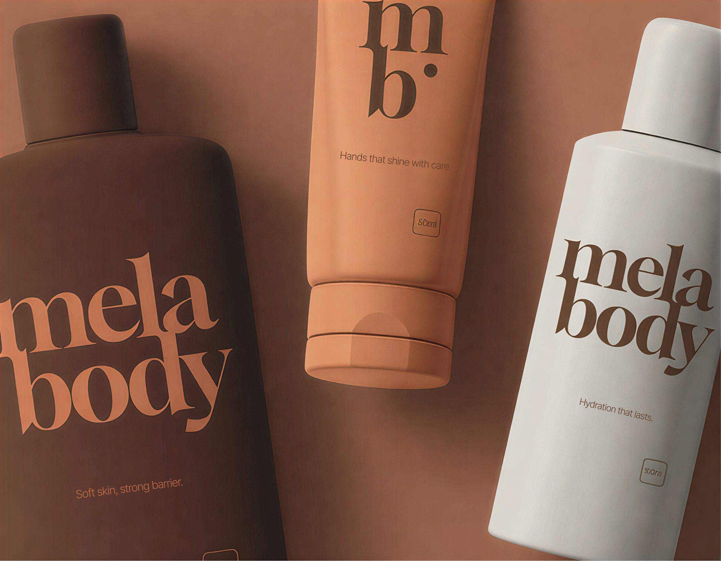 Distributeur de crème pour les mains avec un clavier noir à gauche, un tube beige au centre avec un message 'mela b.', et un flacon blanc à droite, tous portant la marque 'mela'.