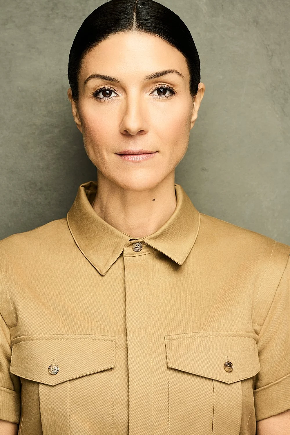 WEBKarola Raimond headshot 0673.jpg