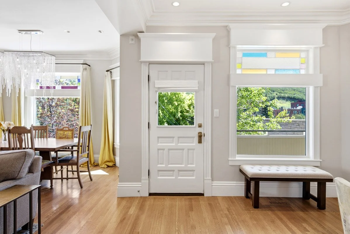7 - 733 Woodside.jpg