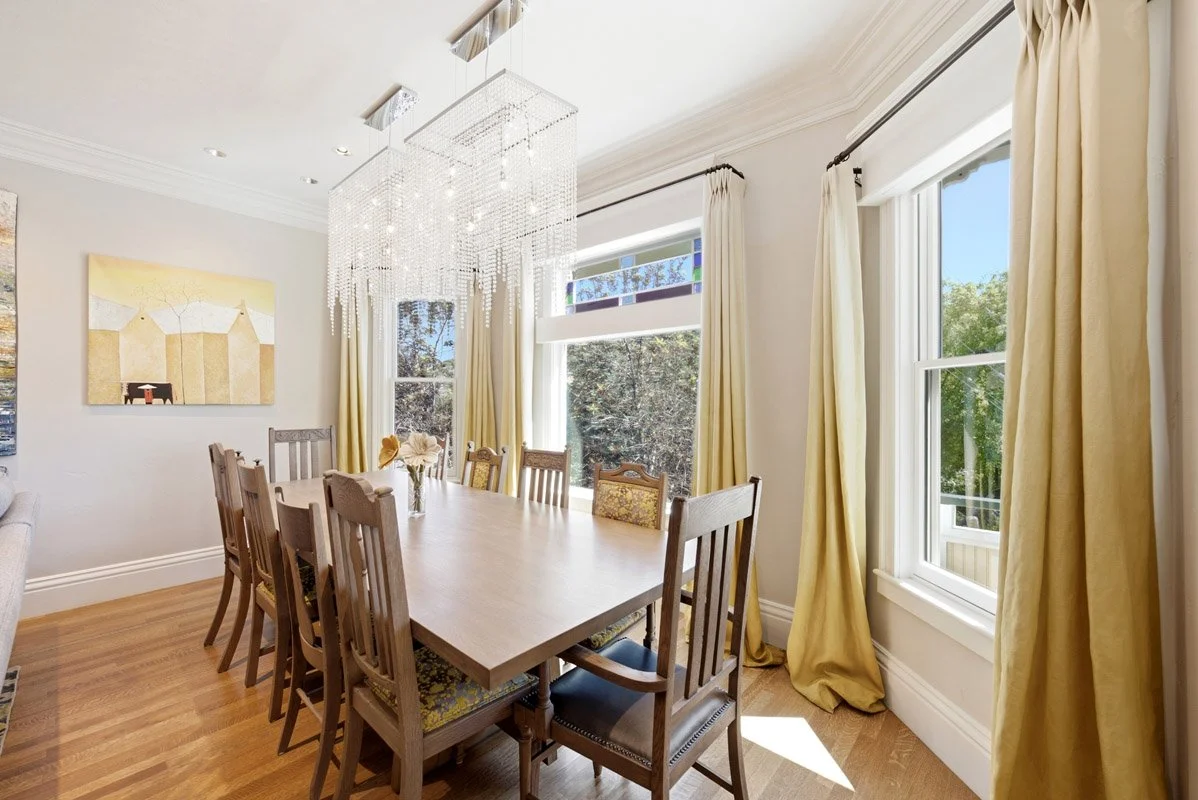 10 - 733 Woodside.jpg