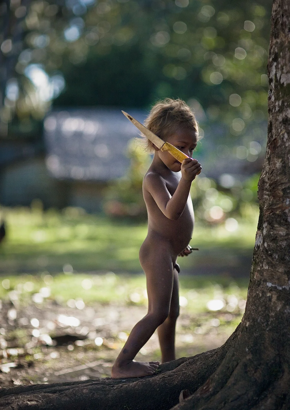 Pacific_KidWithKnife.jpg