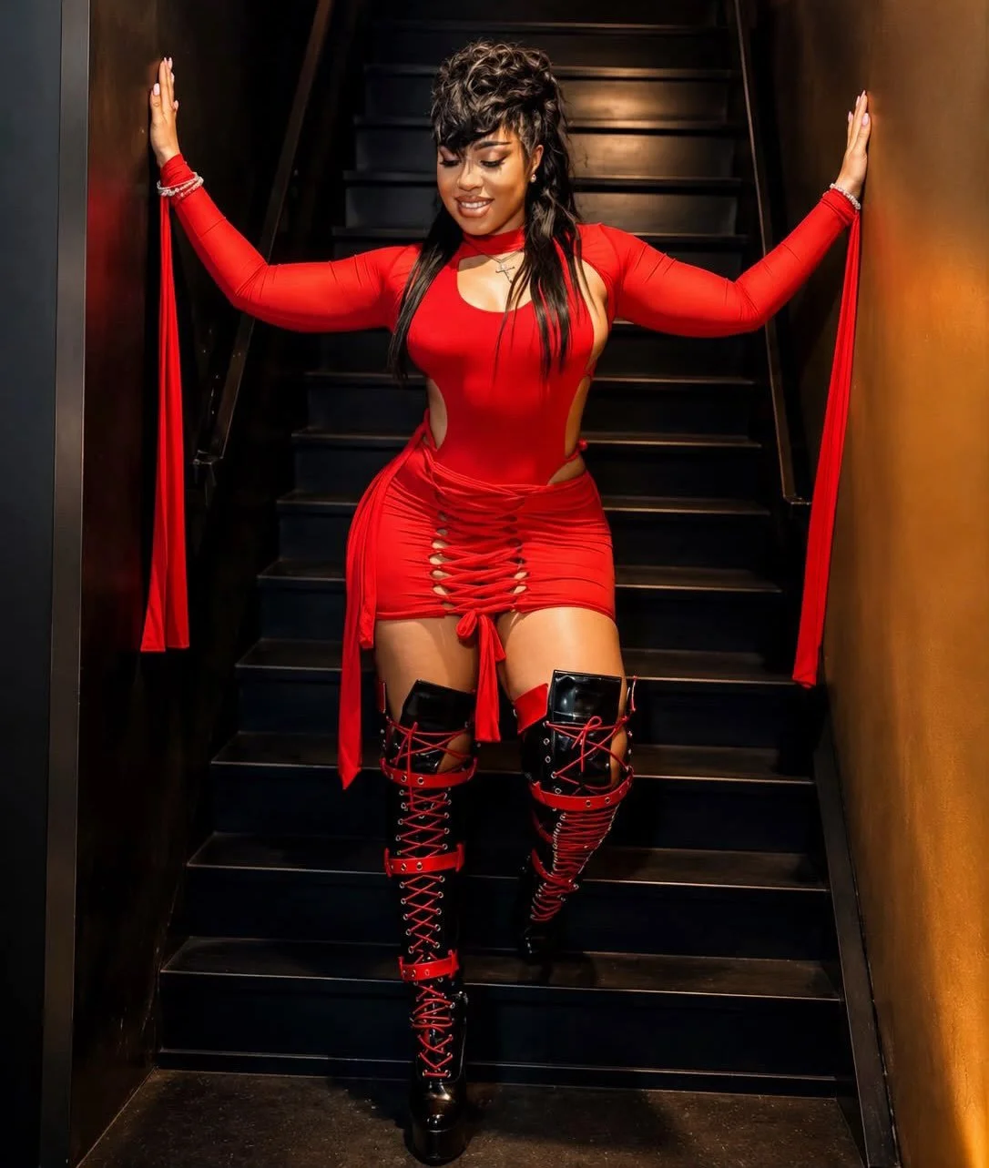 Just call meeee 💕 I&rsquo;m showing up for my sisters EVERY time, Let&rsquo;s make supporting each other the trend 🫶🏽 we was OUTSIDEEE 

#jadel #redberry #mullet #goth #brooklyn