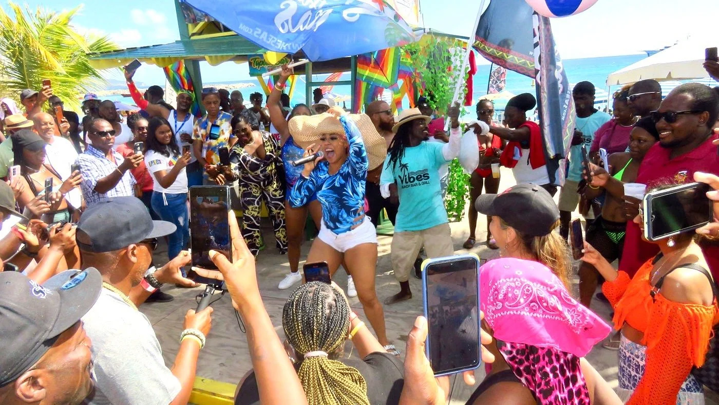 Jadel performs in Saint Kitts in 2022
