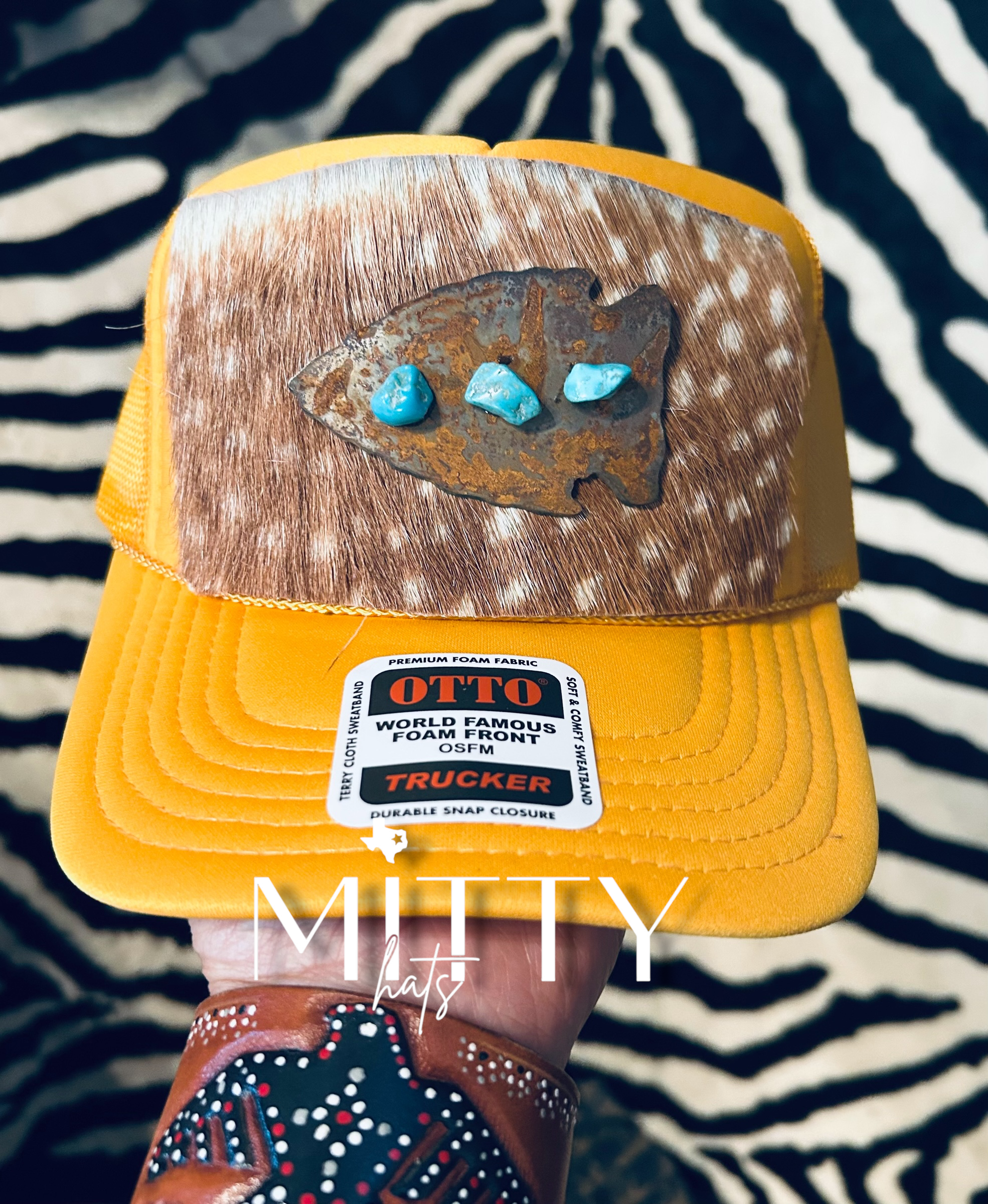 Classic trucker Otto hat w/ Arrowhead & Stones