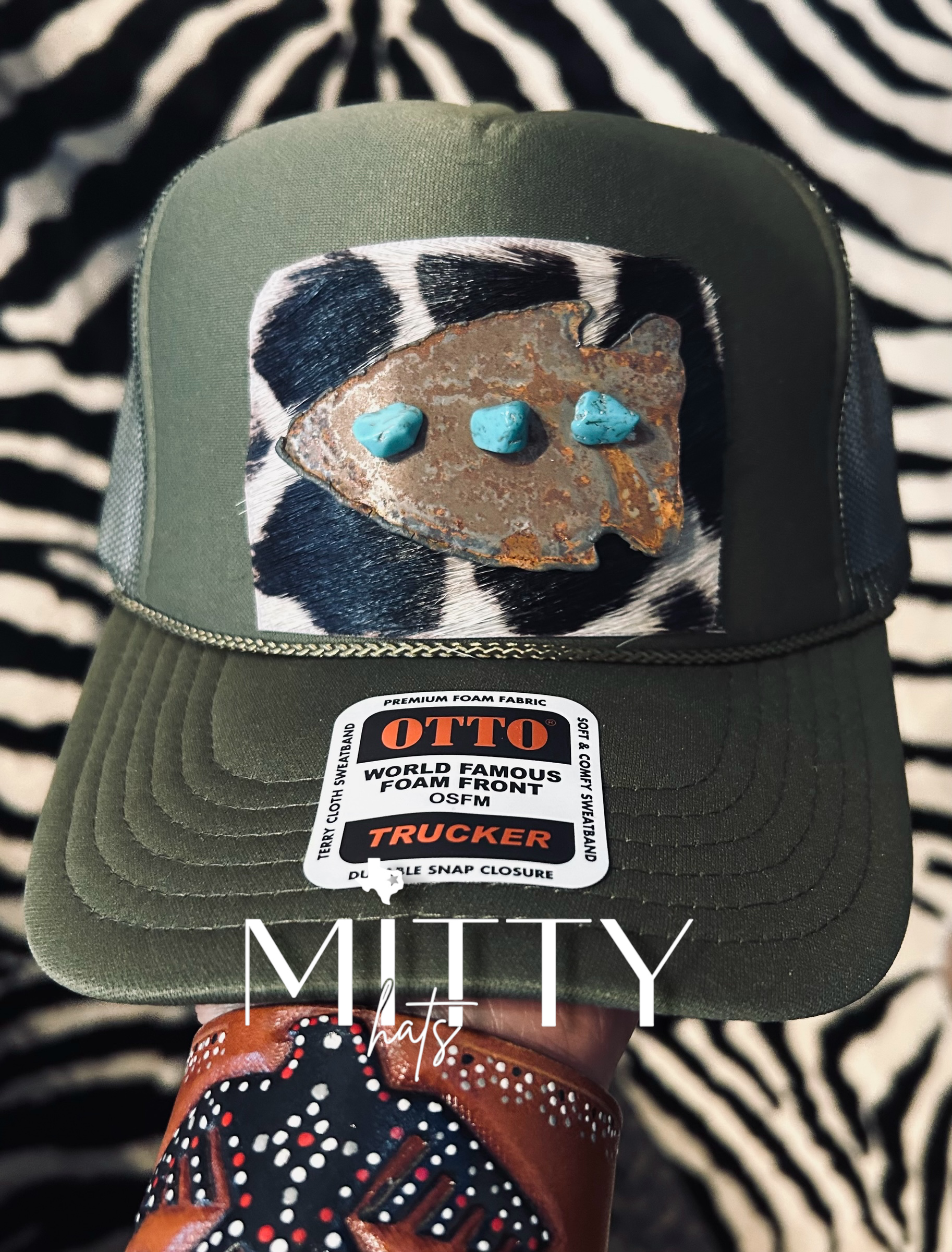 Classic trucker Otto hat w/ Arrowhead & Stones