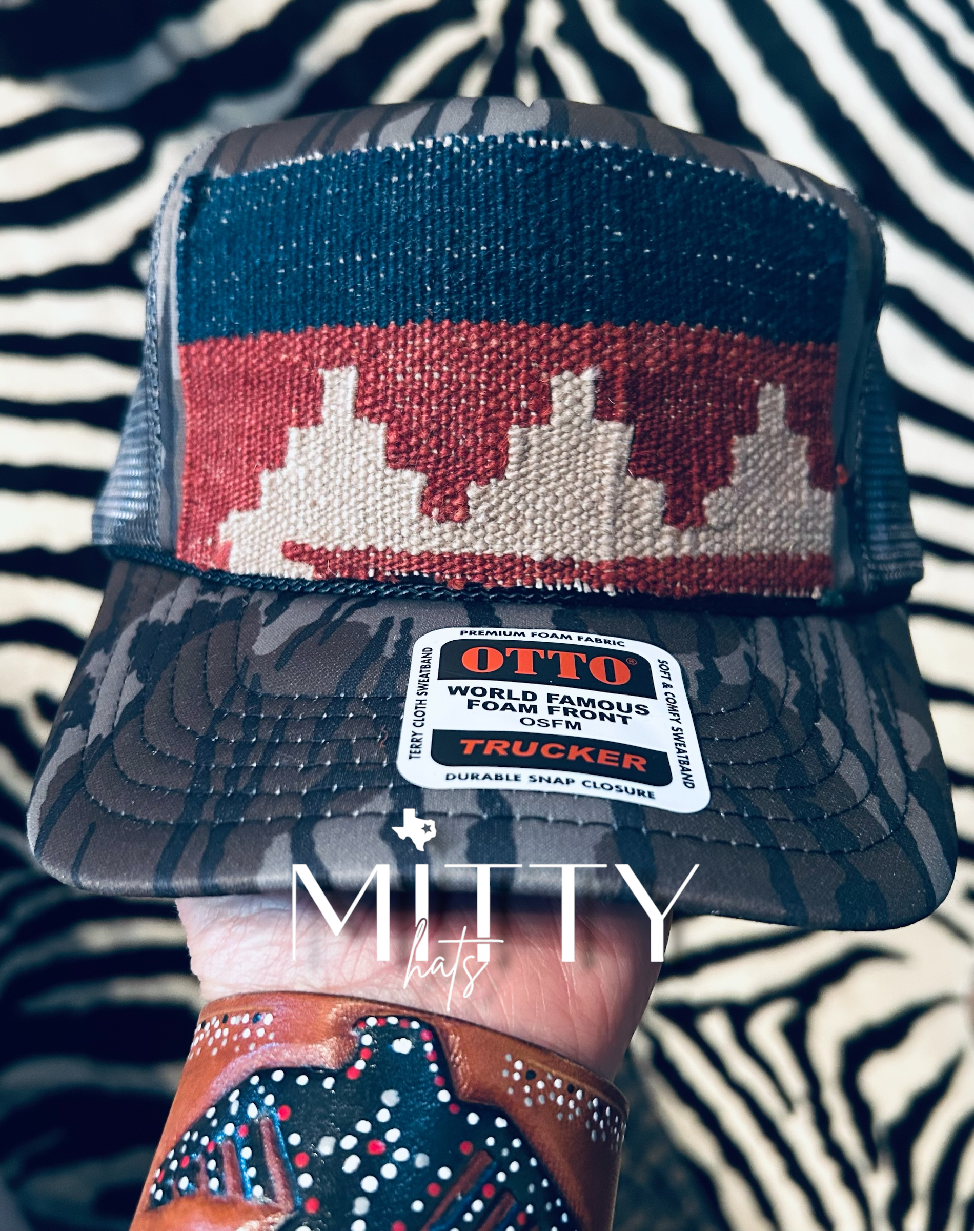 Classic trucker Otto hat w/ Tapestry