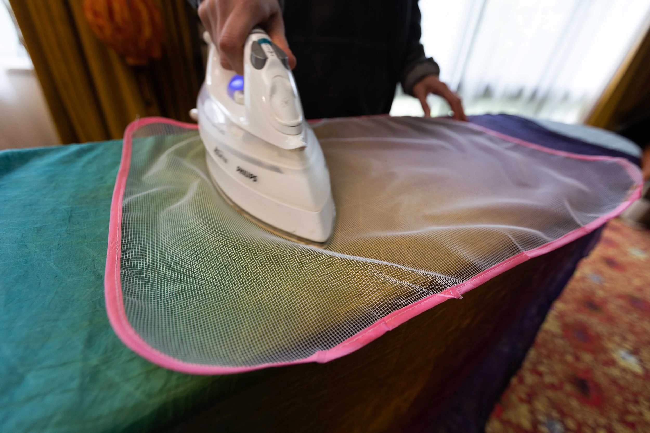 Heat Protective Iron mat for Silks