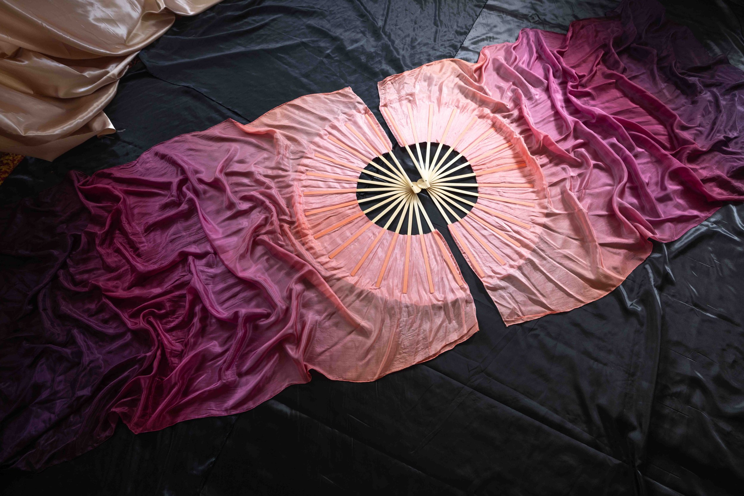 Rosé at Dusk - Silk Fans - Super Size - 68 inch