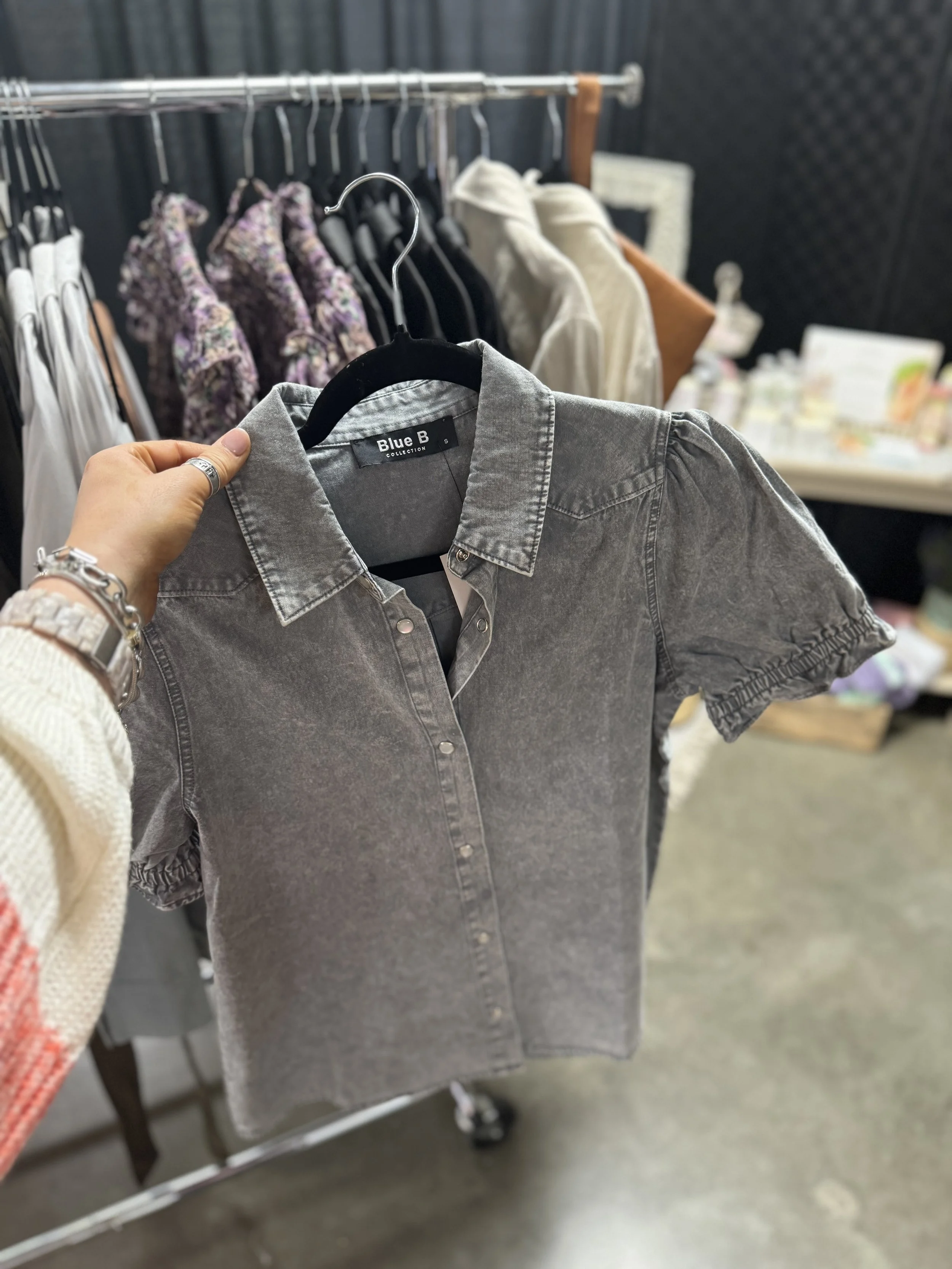 The Minimalist Top