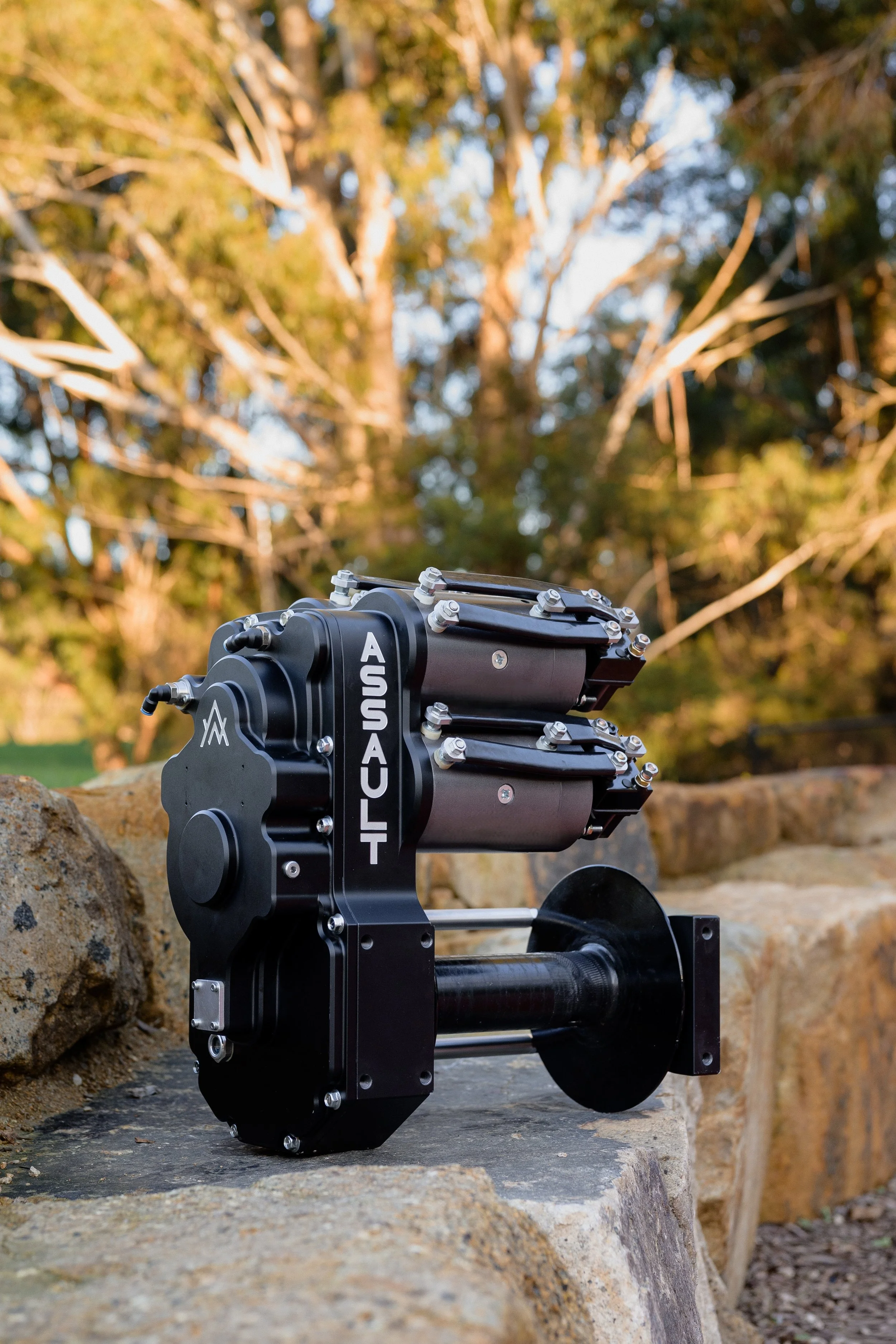 Assault Winches Four Motor Winch for 4WD winch racing, elite motorsport