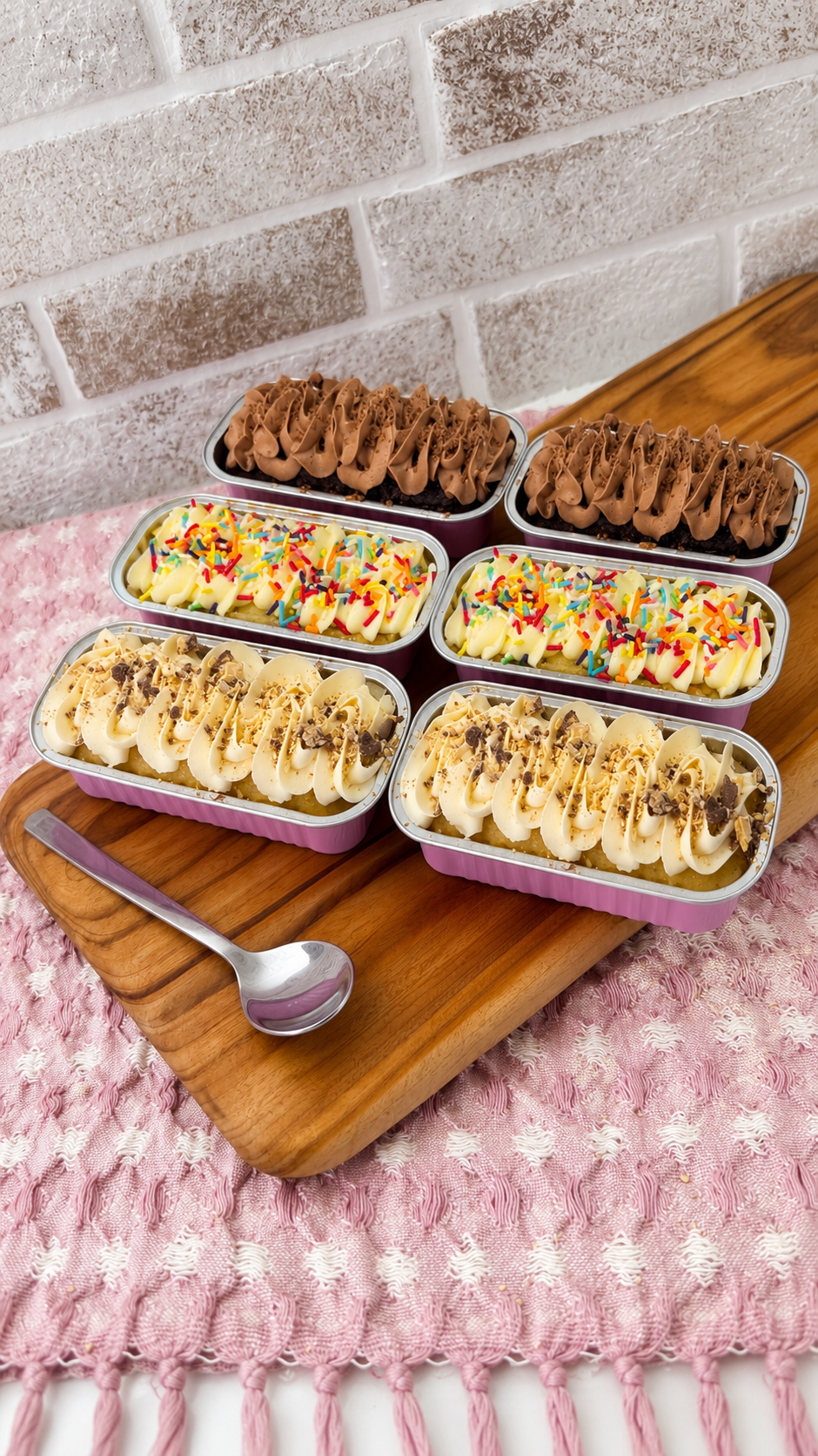 Mini Loaf Cake Mixed 6 Pack