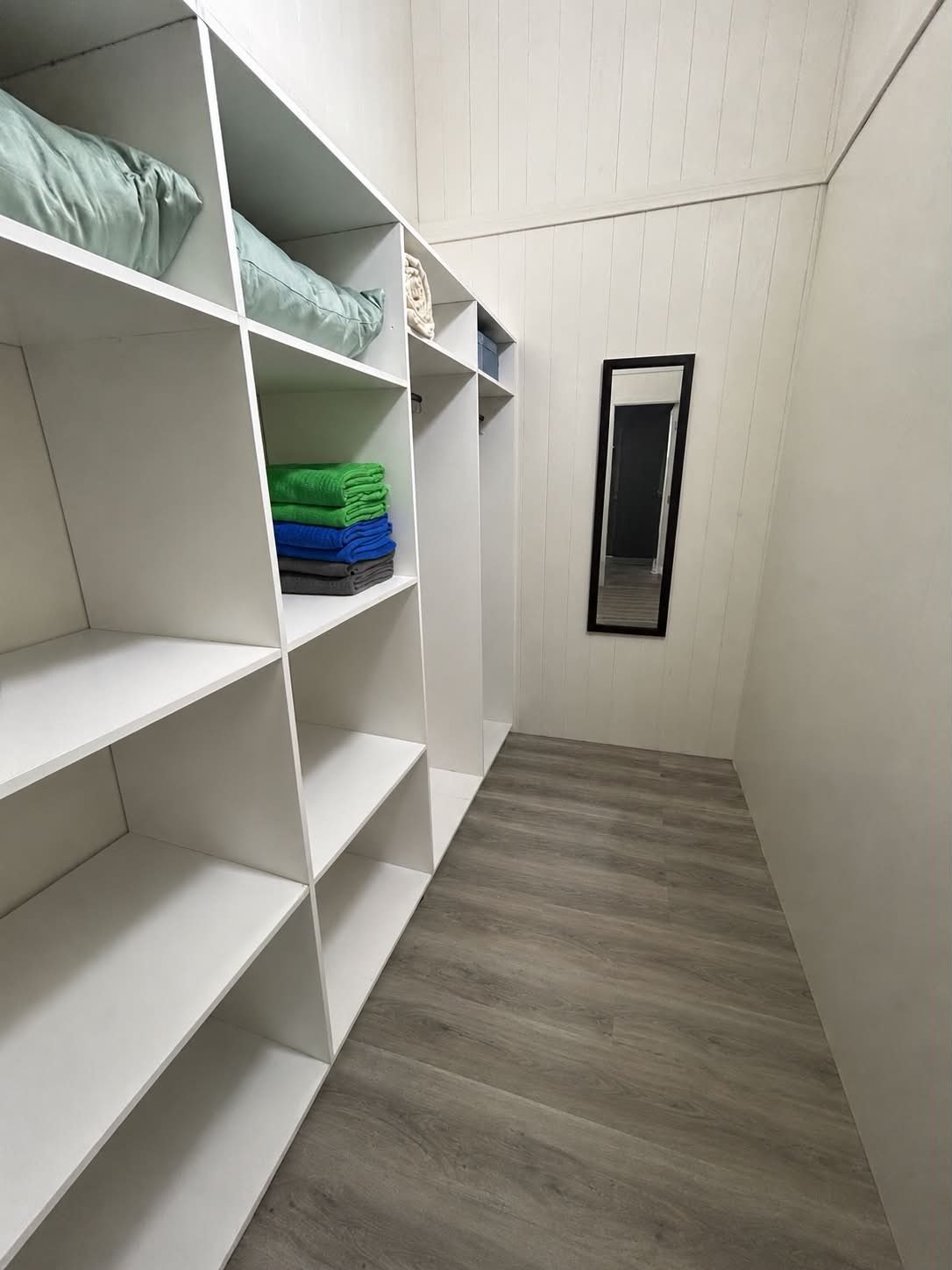 Walk in closet