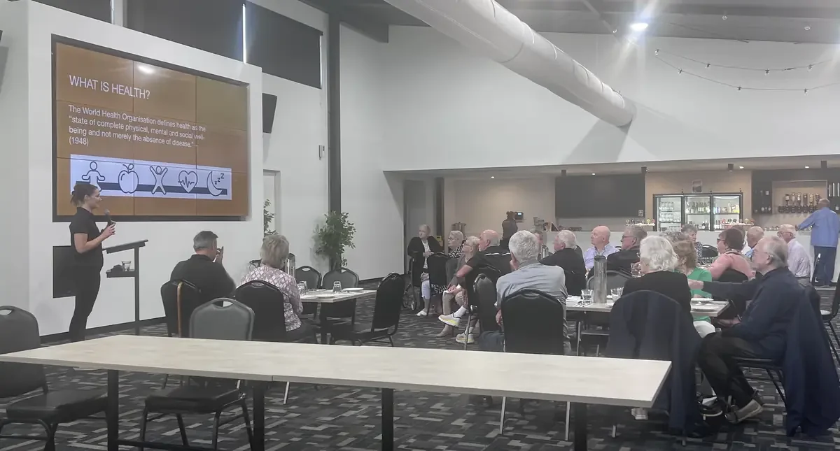 Dr Tia Deoki chiropractor providing education for the Echuca community