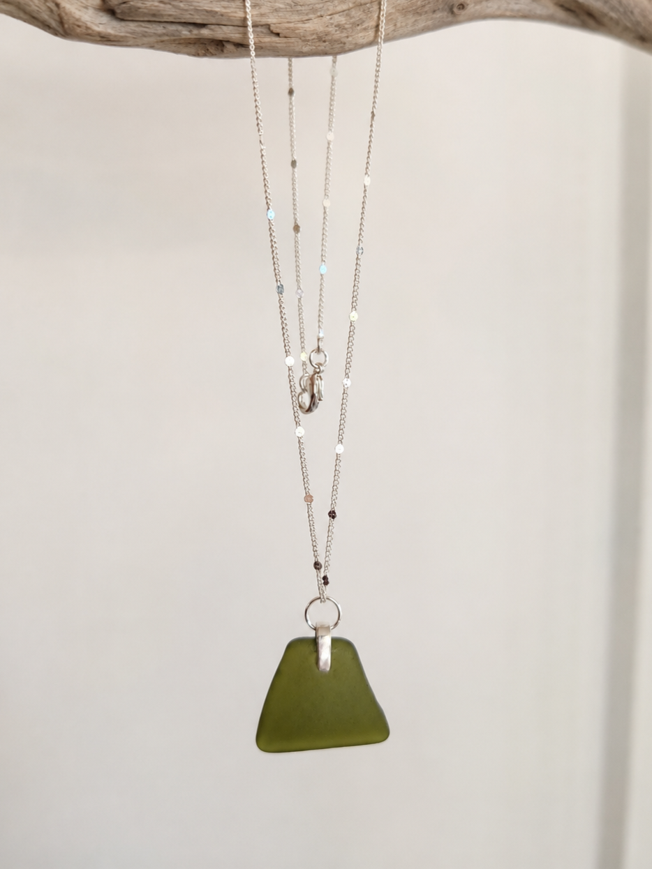 Green+pendant+final+pic+for+website.png