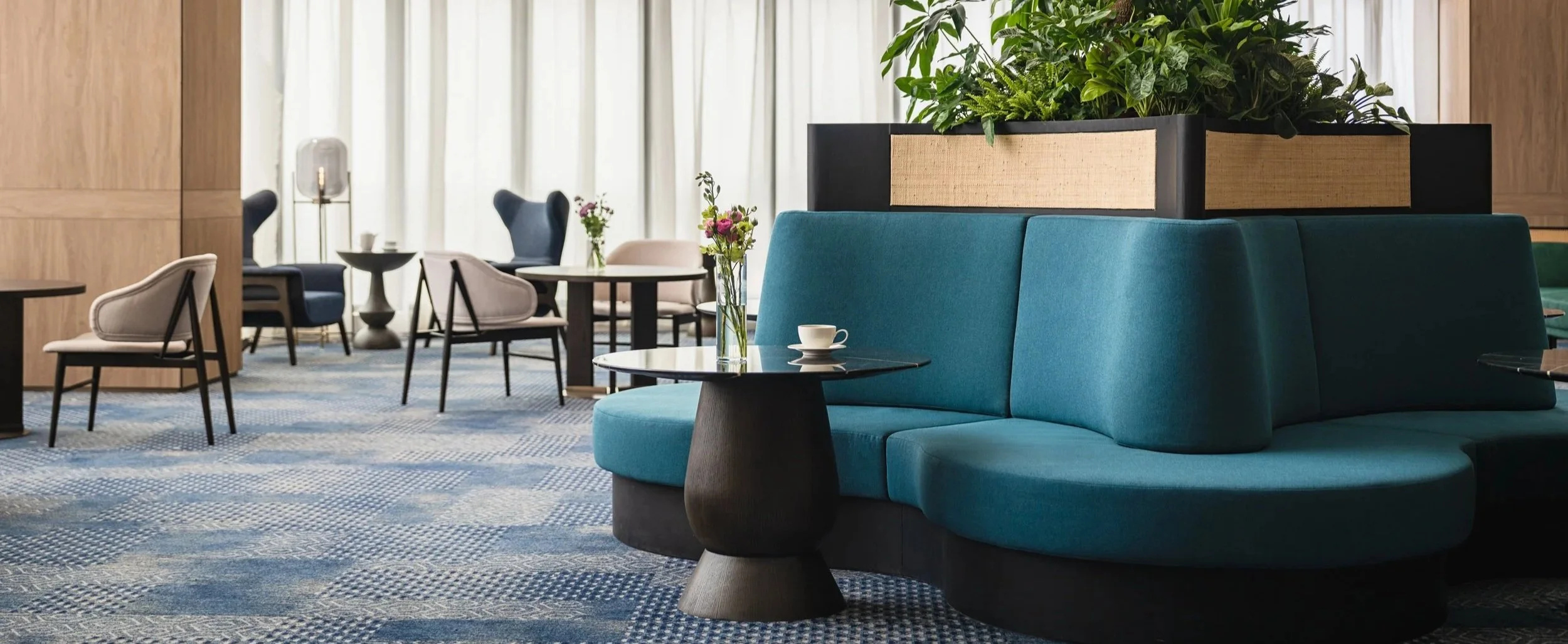 IHG_CPPSC_D8-193_lowres+%28Atrium+Lounge%29.jpg
