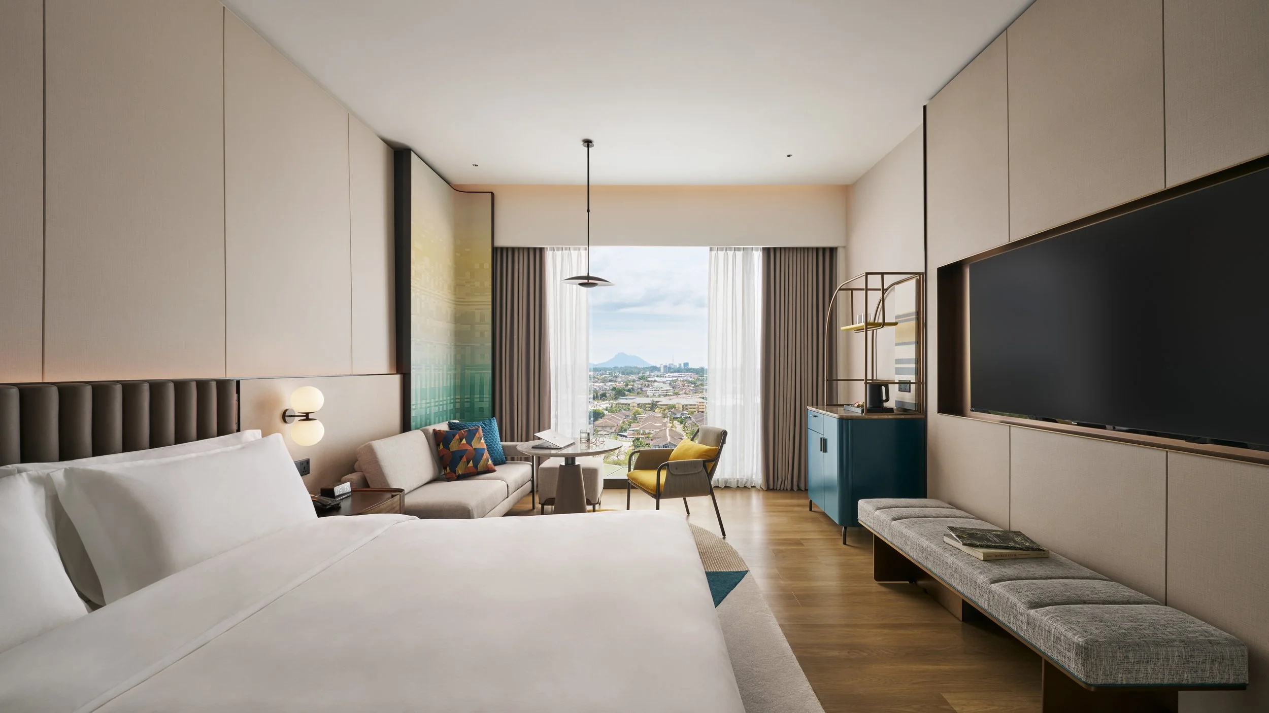 IHG_VocoKCH_P1_Room1013_StdKing_01_lowres.jpg