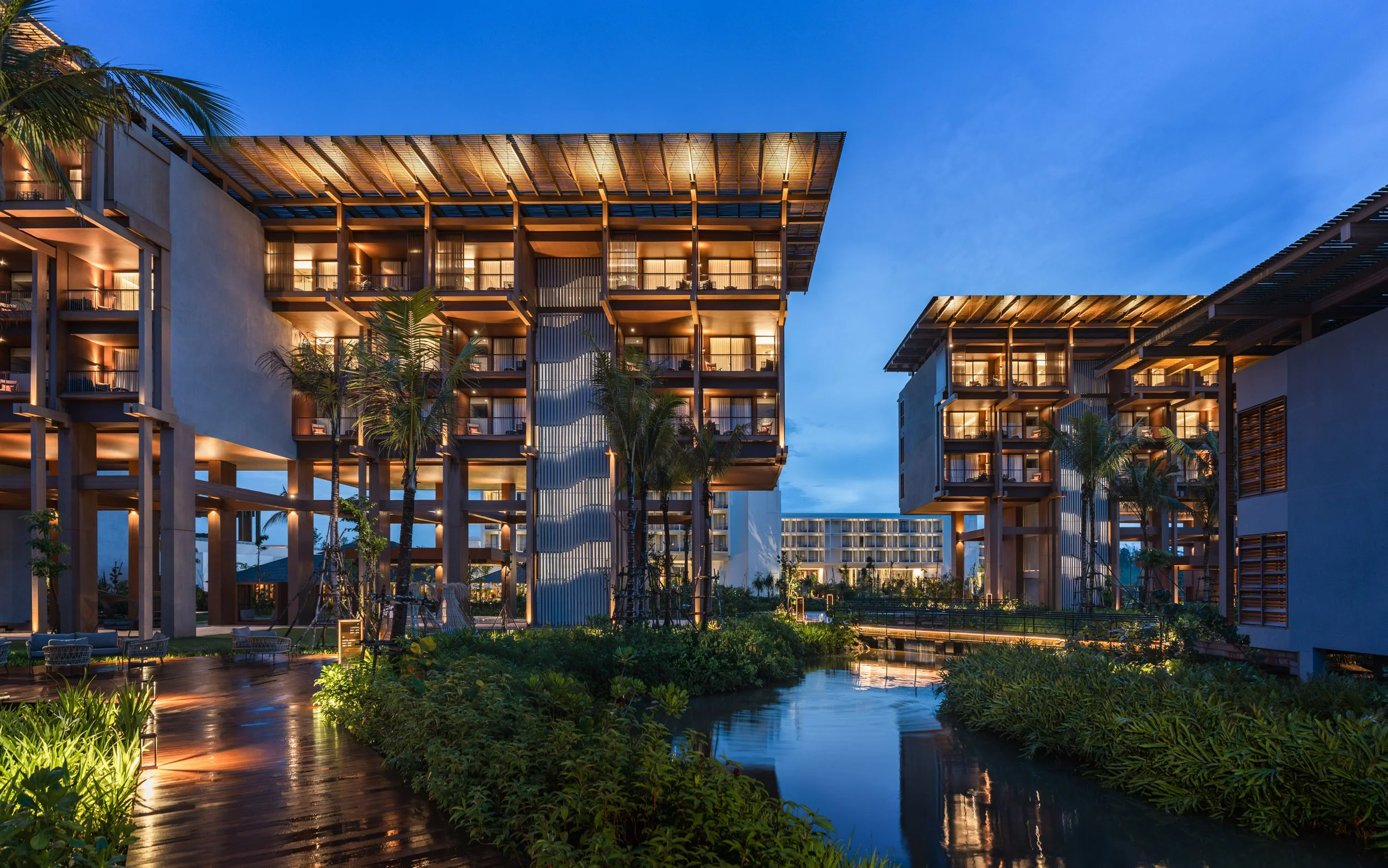 IHG_HIBL_Exterior-2_lowres.jpg