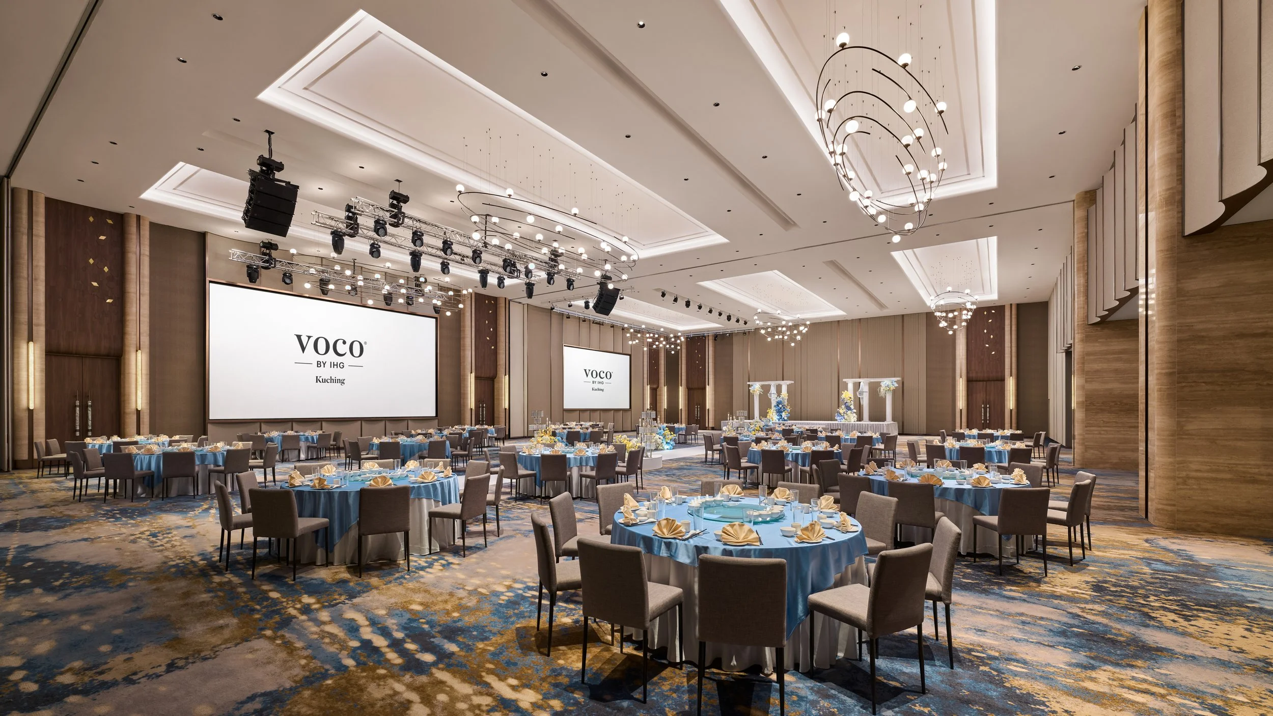 IHG_VocoKCH_P1_RainforestBallroom_Banquet_03_lowres.jpg