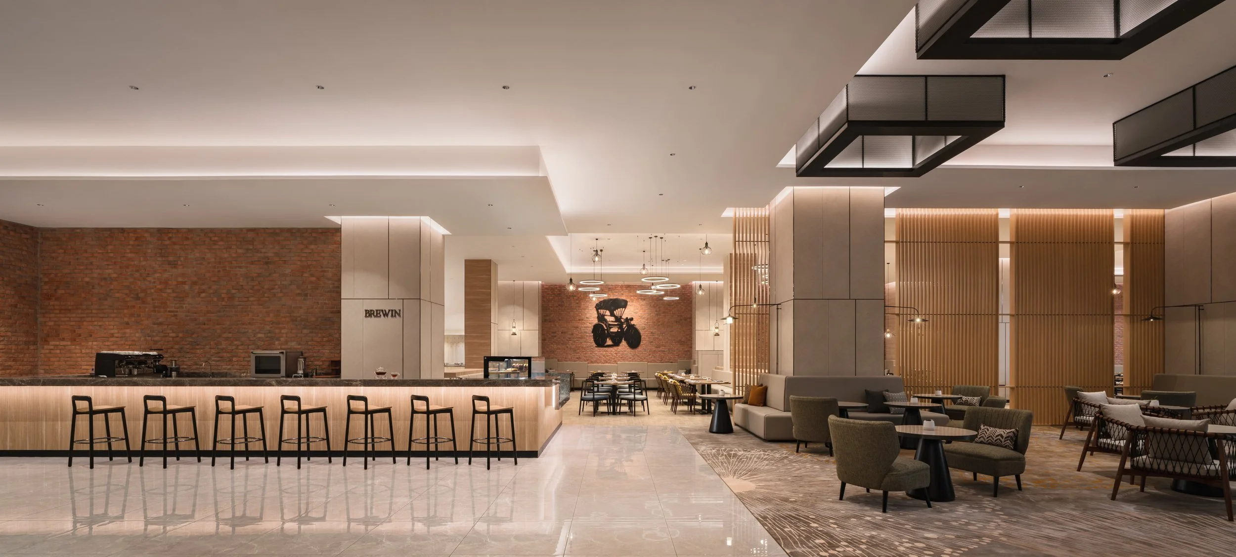 IHG_HISPENPP_P1_Lobby Lounge_02_lowres.jpg