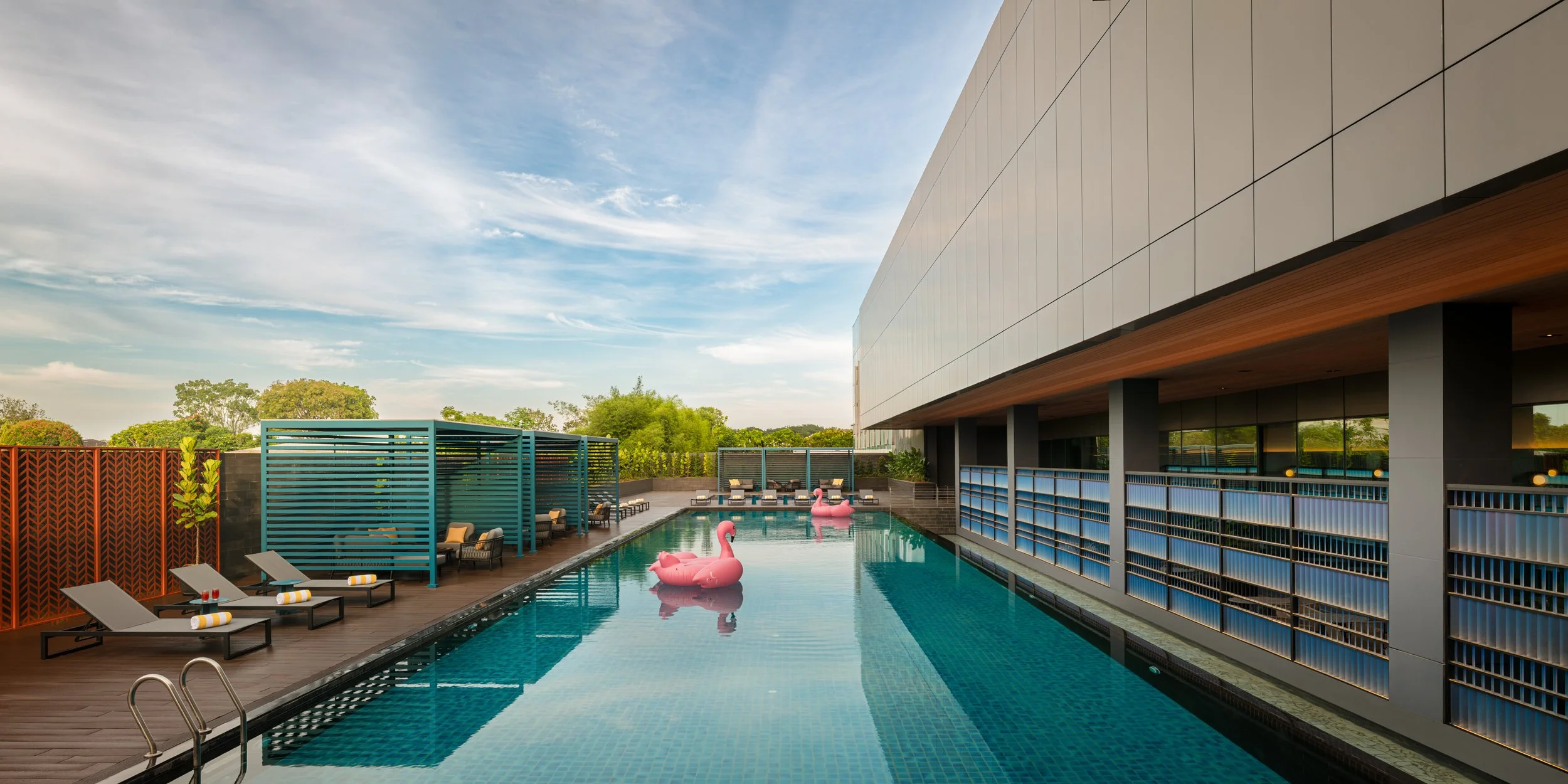 IHG_VocoKCH_P1_Pool_01_lowres.jpg