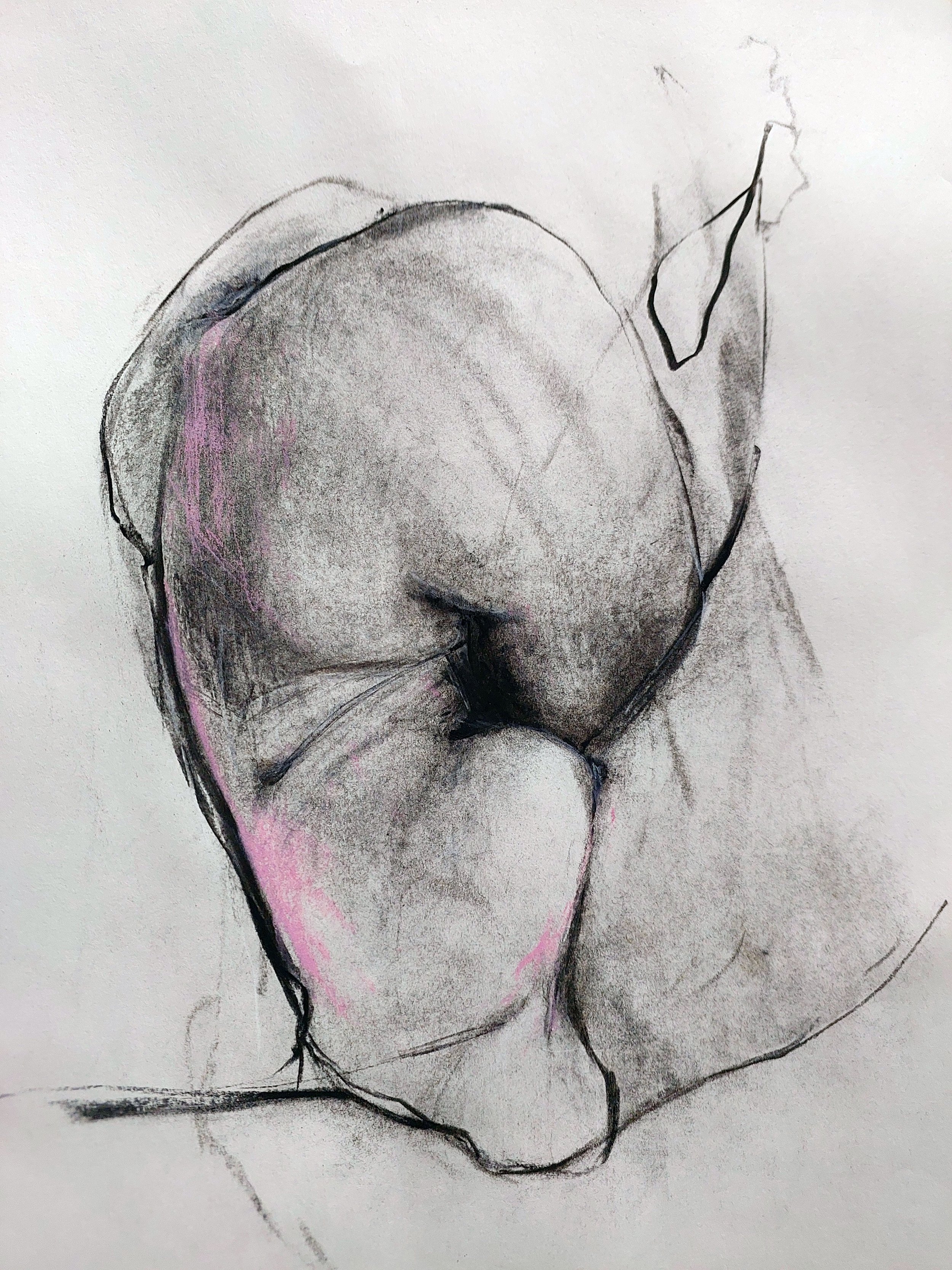 2025 | Charcoal on paper | 28 × 36 cm | Artist collection | Model: bluede_model2

