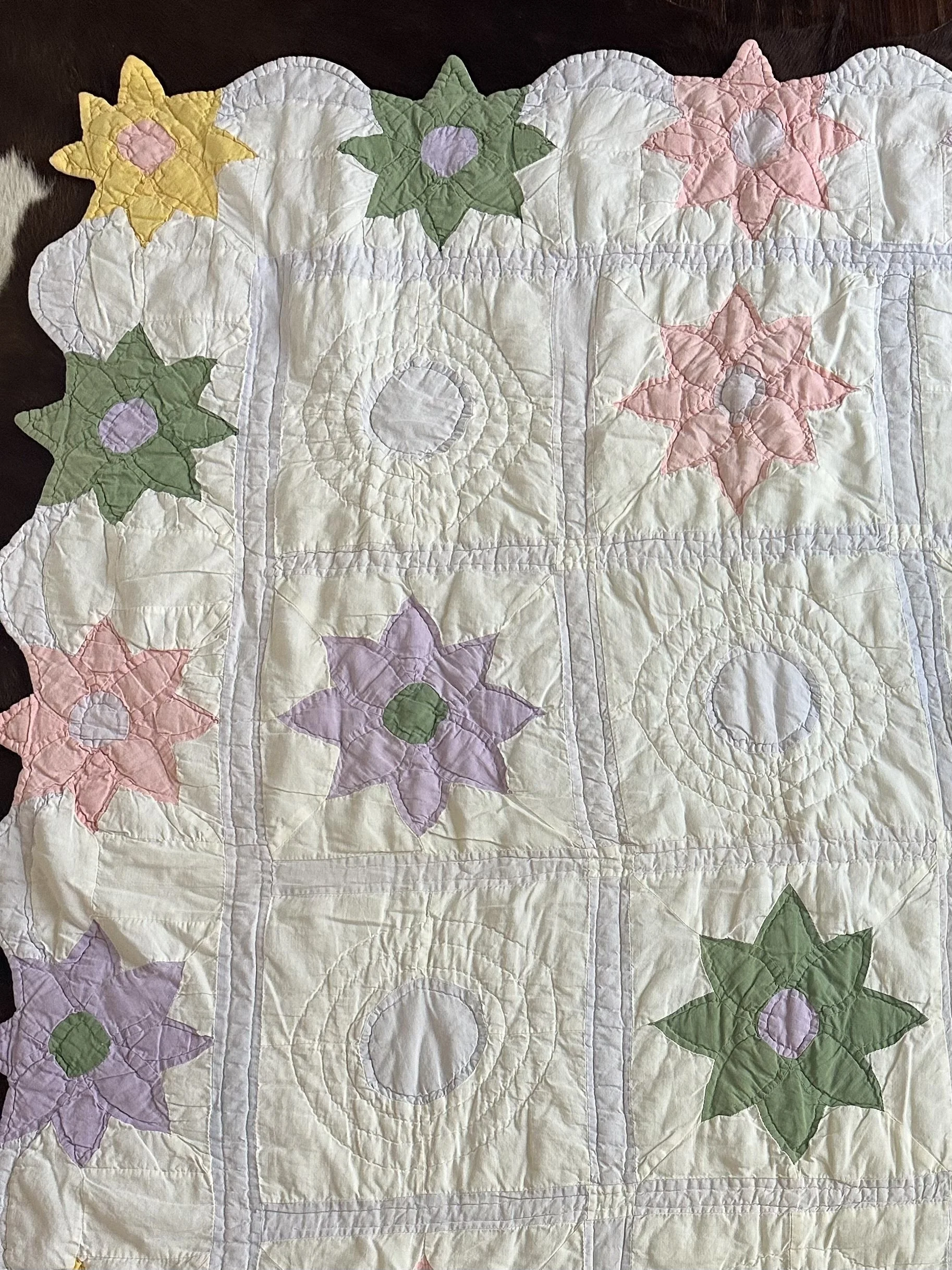 Vintage Flower Lap Quilt