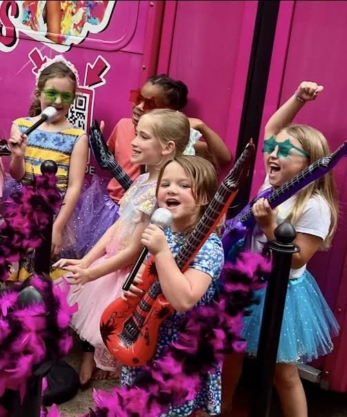 Customized Ages 6-12   - Up to 6 girls  ($30 Each added guest)