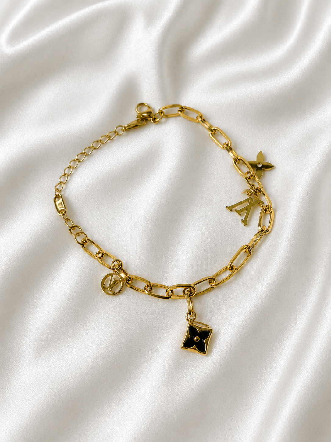 Luxury Black Clover Charm Bracelet | Gold Stainless Steel