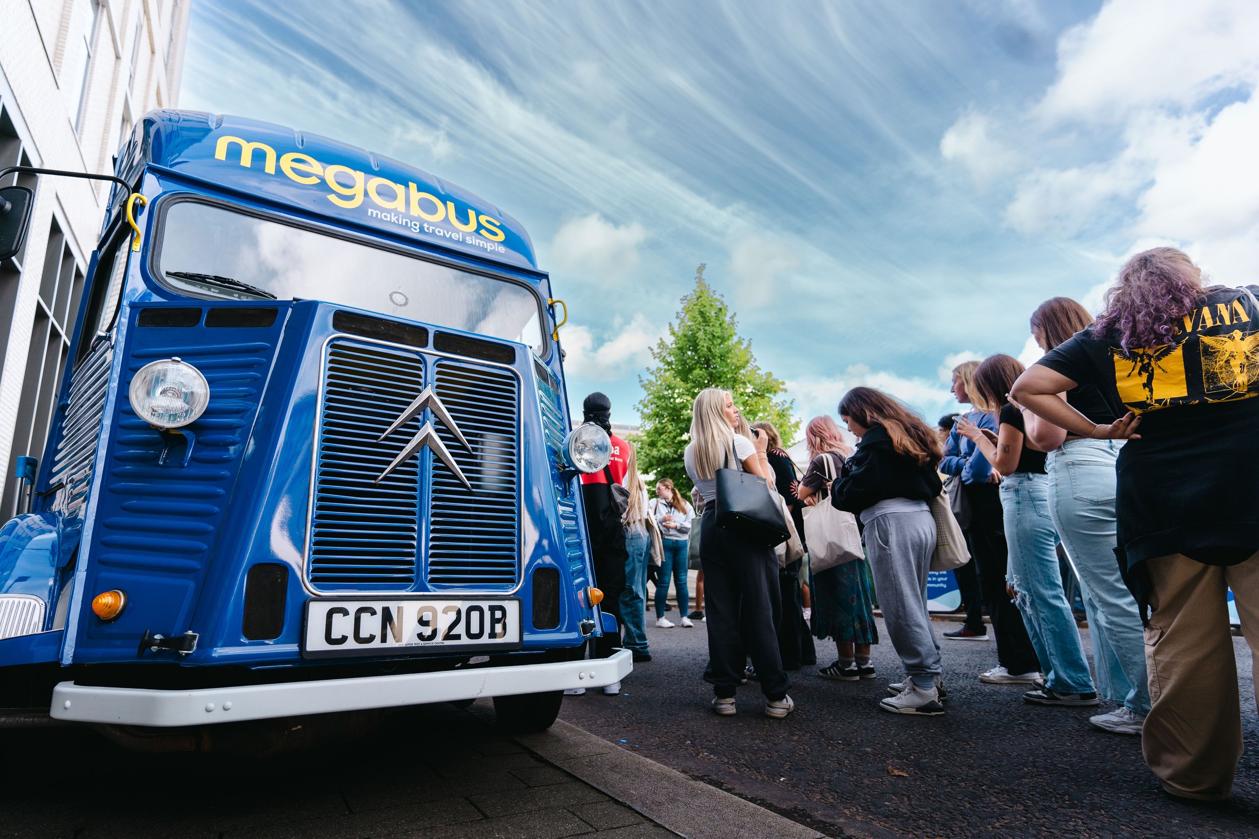 MEGABUS