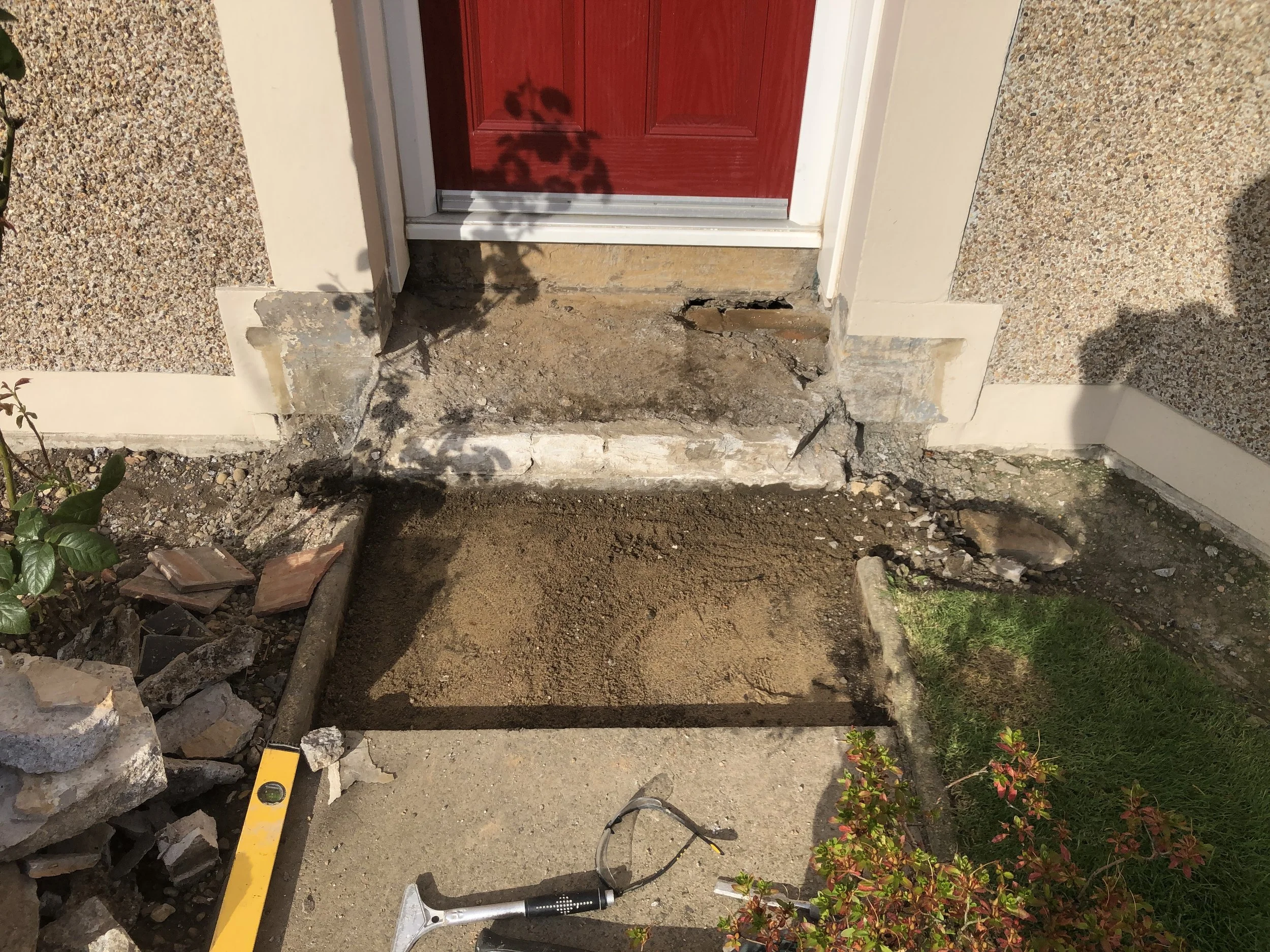 New front step set & tile