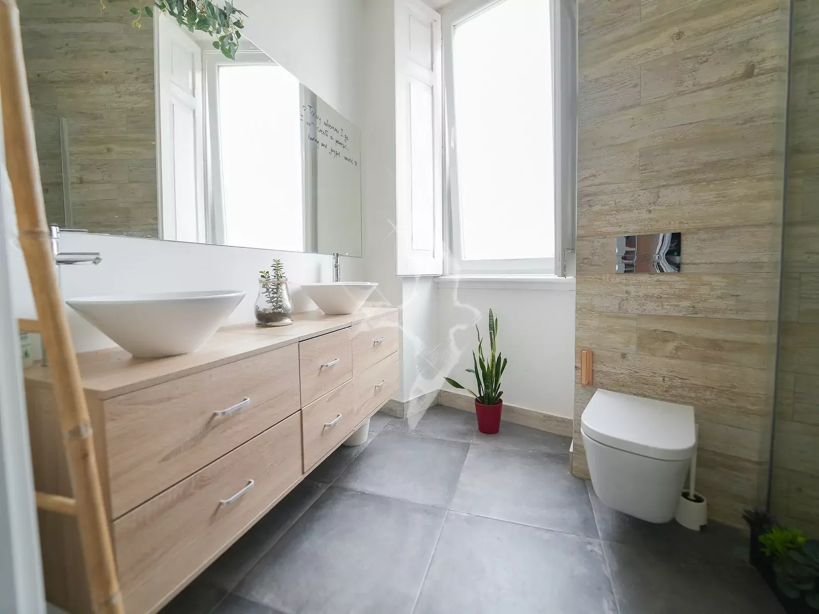21.-Wc-Suite.jpg.webp