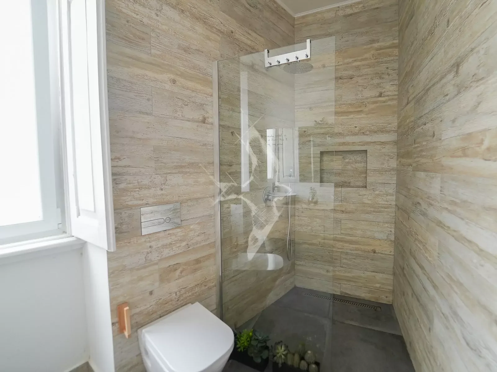 23.-Wc-Suite.jpg.webp