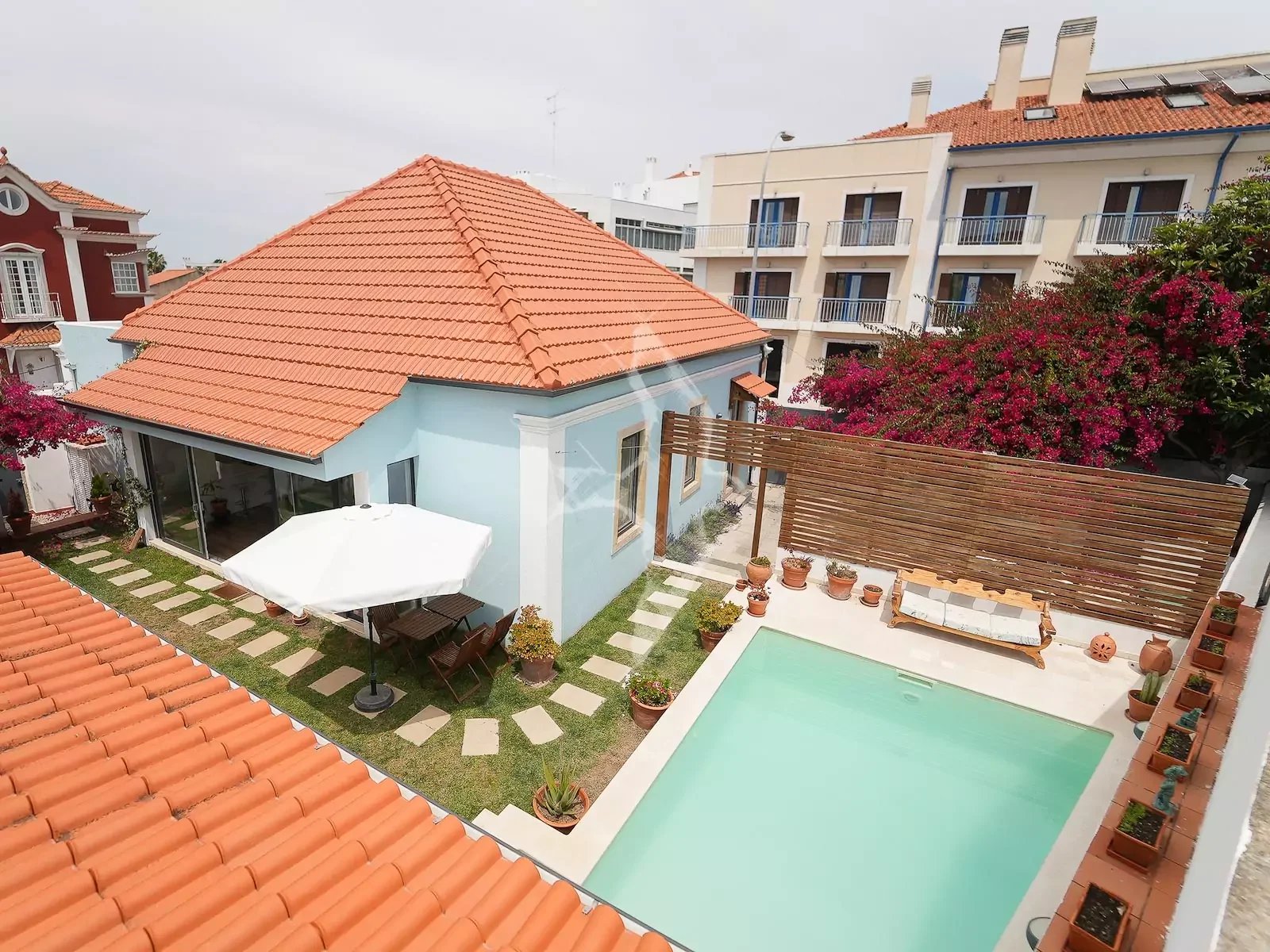 37.-Piscina.jpg.webp