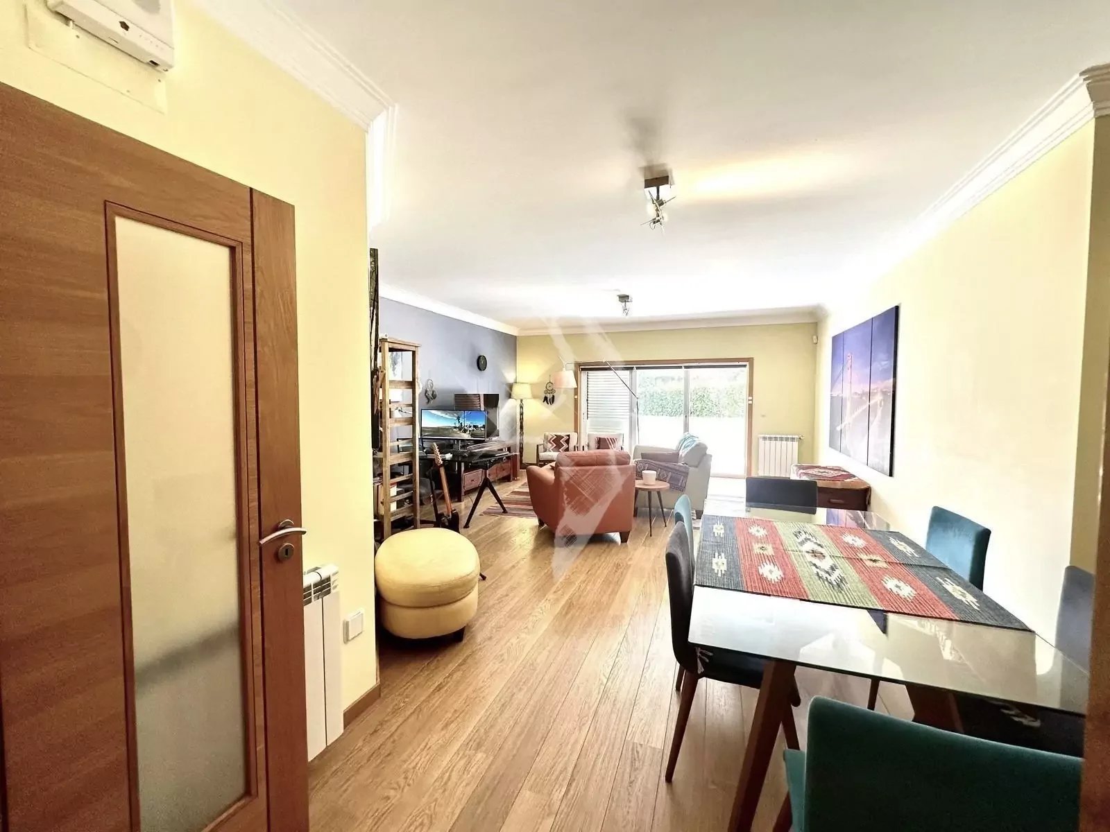3.-Entrada-da-Sala.jpg.webp