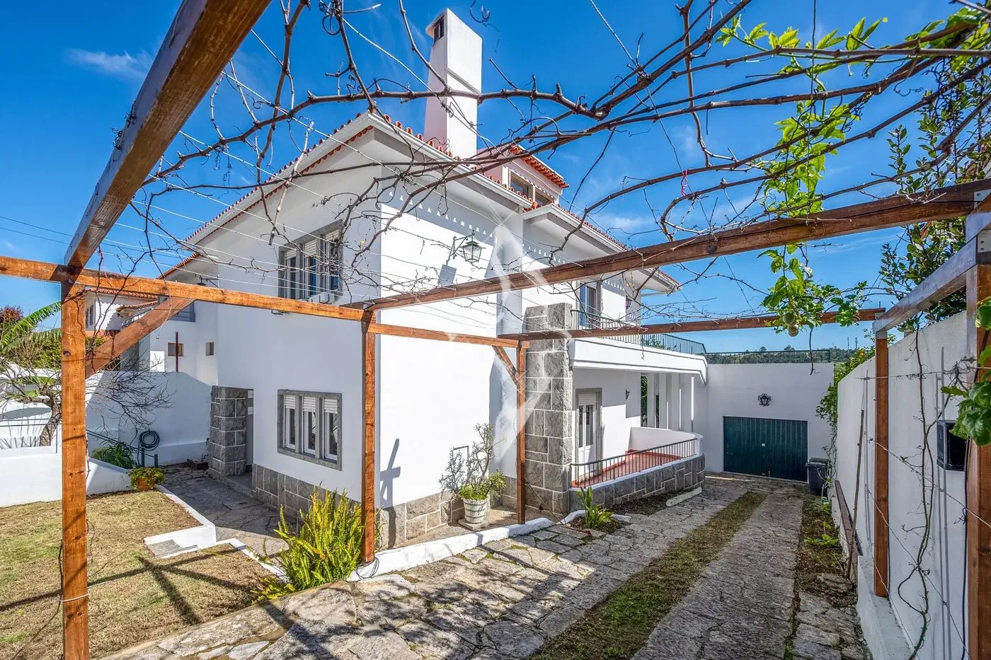 ruadediu6_venueestates_001.jpg-2.webp