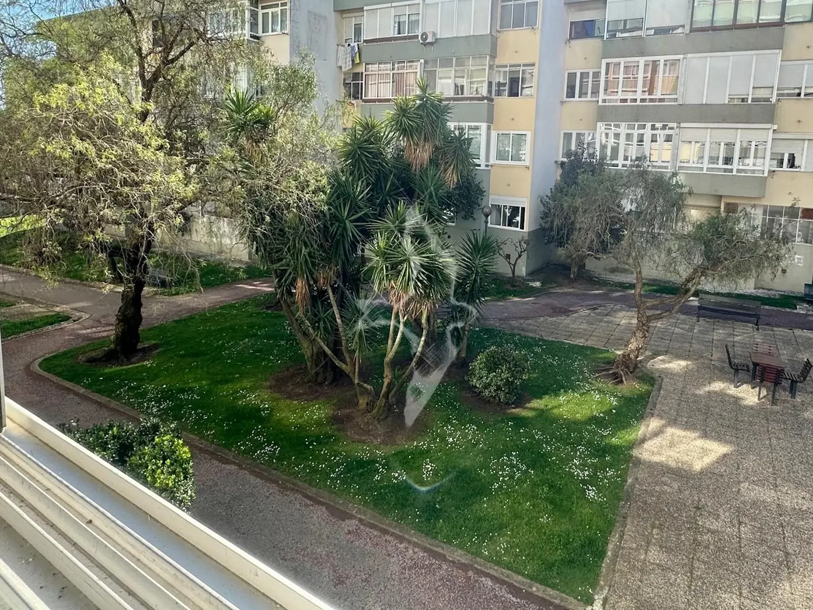 T2 Figueirinha, Oeiras